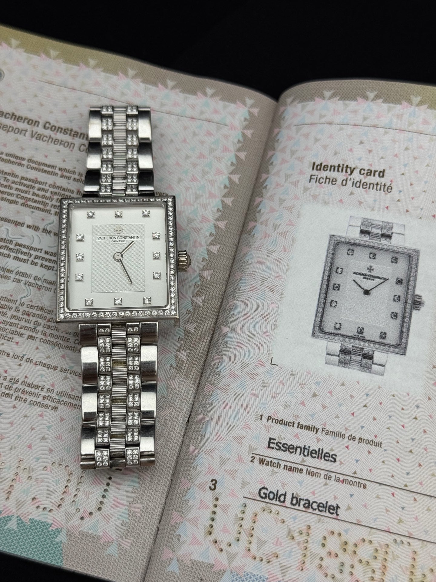 Vacheron Constantin 25591/Q03G-9760 18K white gold diamond-set 26x31mm quartz ladies' watch, 2015 certificate