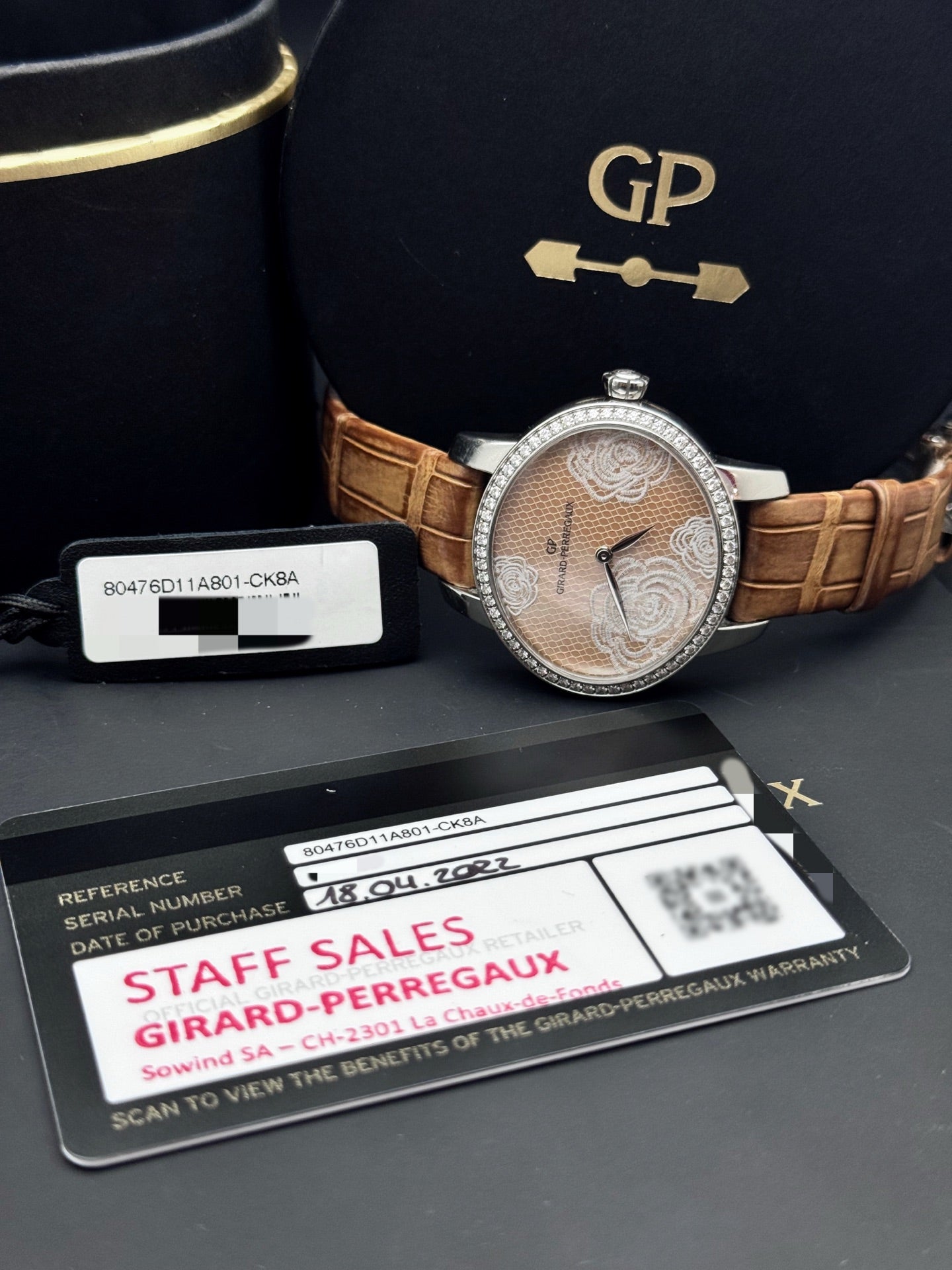 芝柏 Girard-Perregaux 猫眼系列 80476D11A801-CK8A 精钢镶钻 自动机械 2022年全套98新