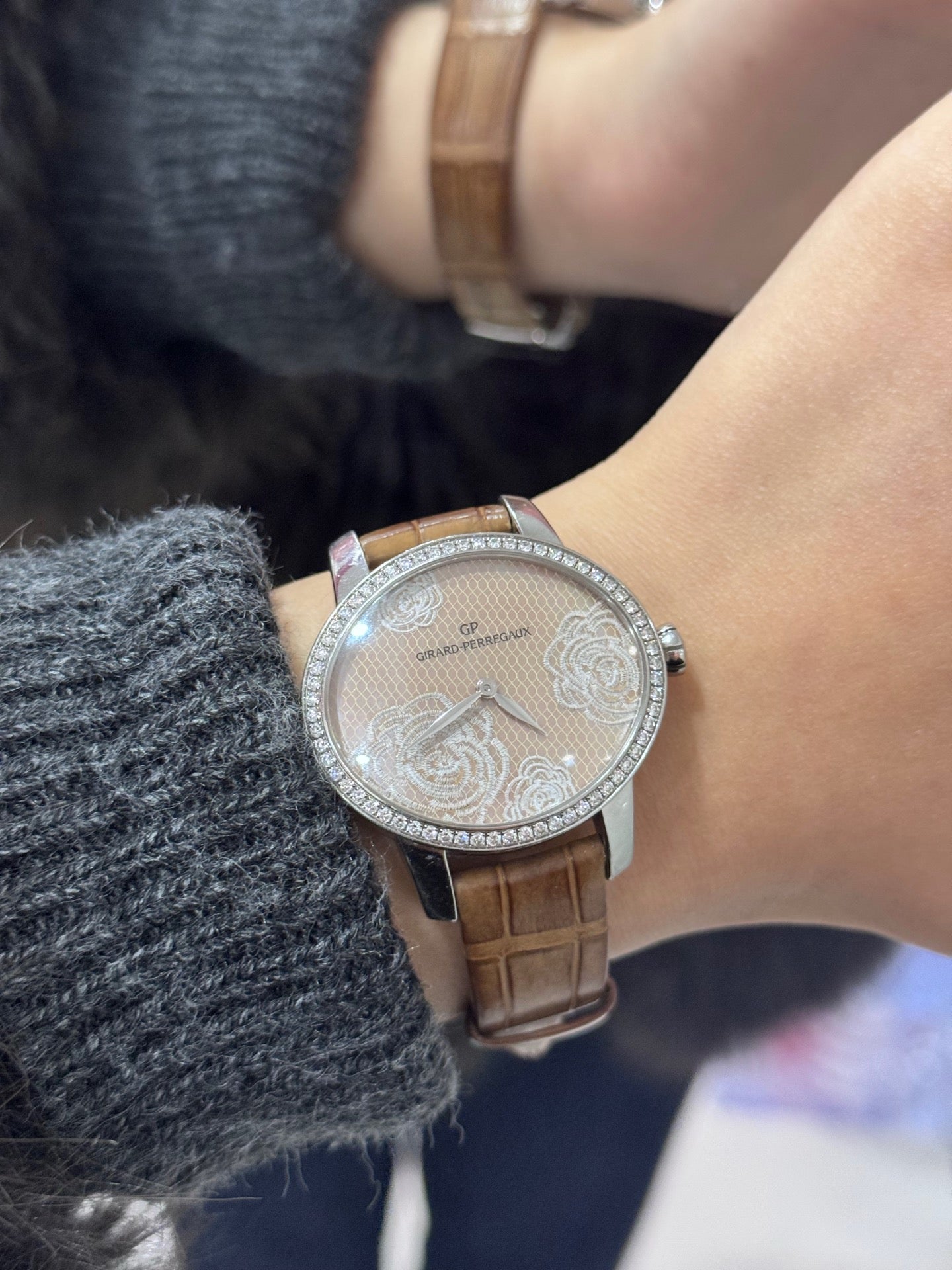 芝柏 Girard-Perregaux 猫眼系列 80476D11A801-CK8A 精钢镶钻 自动机械 2022年全套98新