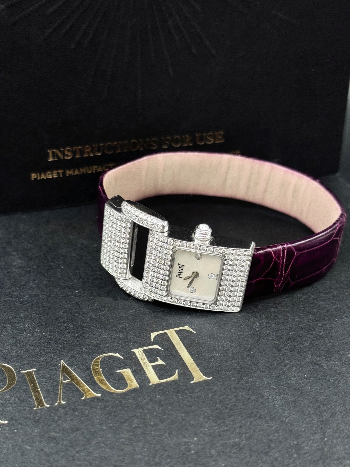 Piaget Limelight Gala series G0A25022 18K white gold diamond-set 24mm quartz ladies' watch, 98% new, single watch.