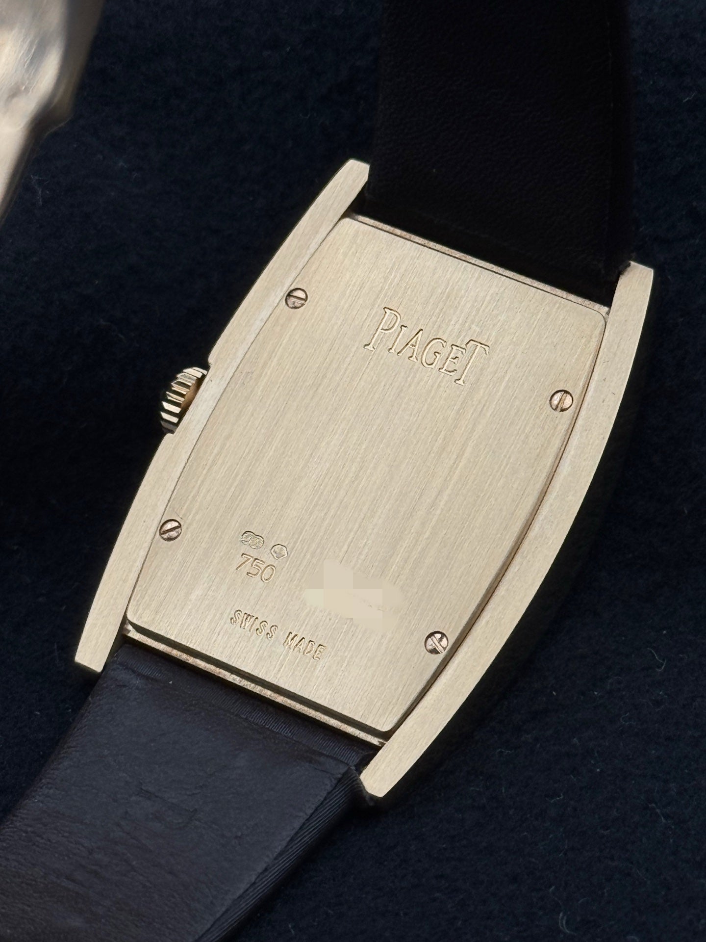 伯爵 Piaget Limelight Gala系列 G0A33090 18K玫瑰金镶钻 满天星 27毫米 石英女表 99新单表