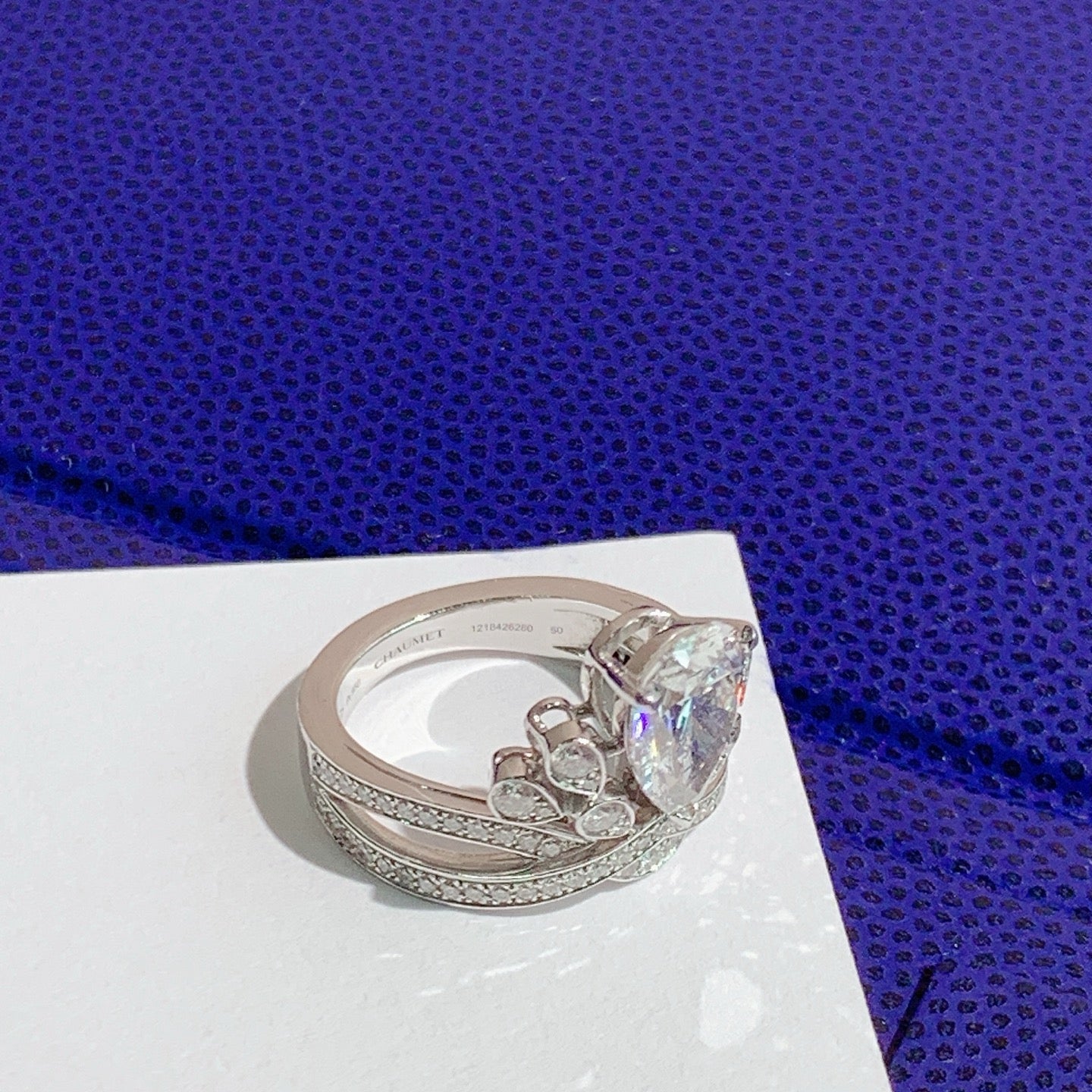 Chaumet Josephine Heron Collection 2.01-carat pear-shaped diamond ring, E color, VVS2, size 50, 2022, complete set in stock.