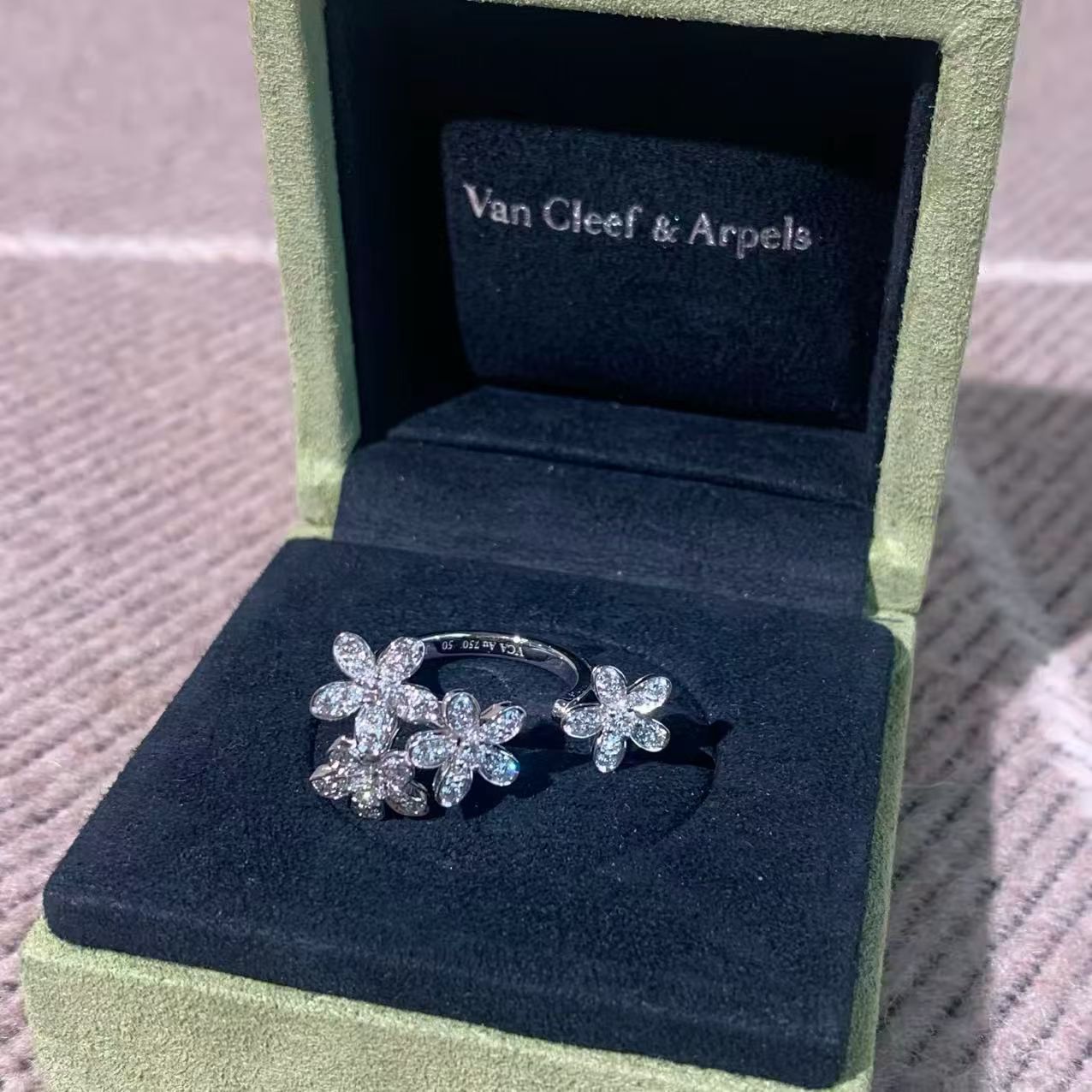 VCA Socrates Collection 18K White Gold Full Diamond Flower Ring, Size 50, 2024 Complete Set