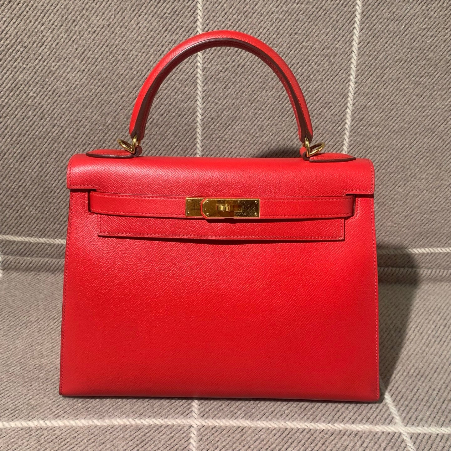 ✦ 爱马仕 Hermès Kelly 28 凯莉包 经典红 Epsom皮 金扣 Q刻 (极品大全套)
