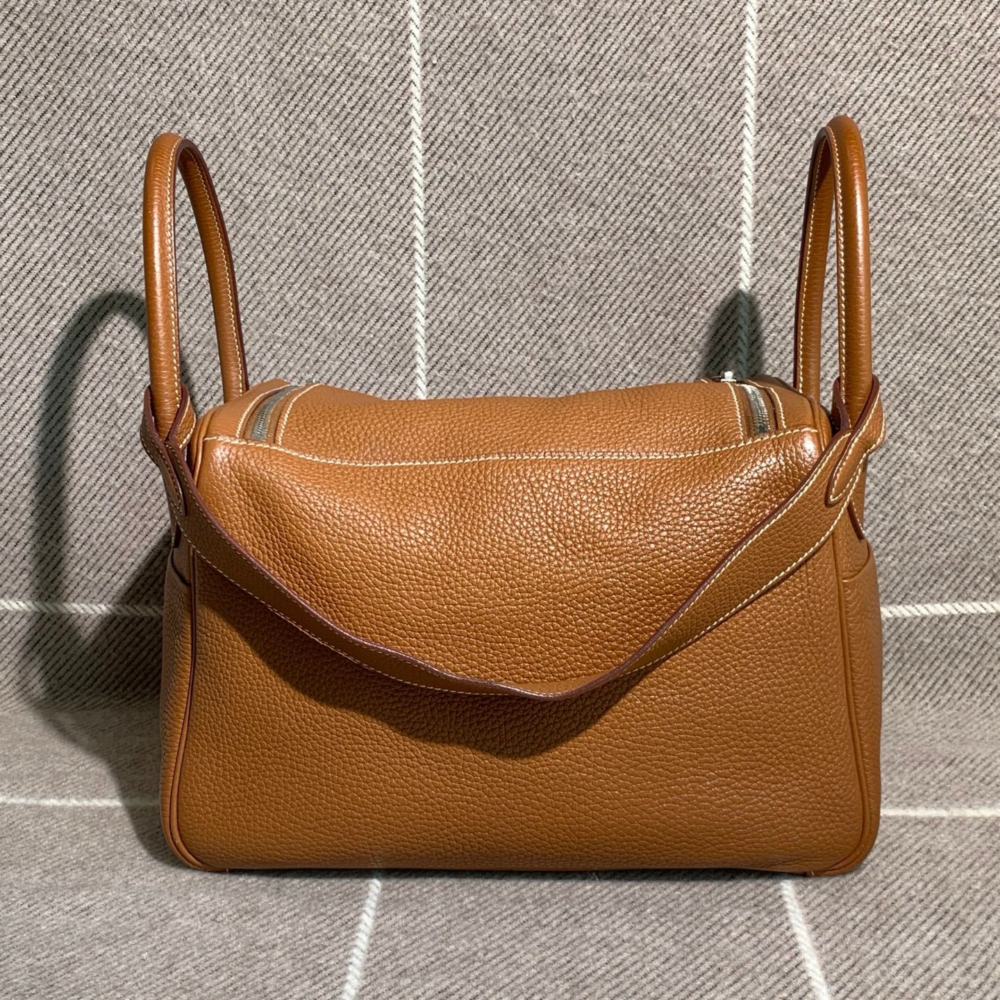 ✦ 爱马仕 Hermès Lindy 30 金棕色 TC皮 银扣 T刻 (99新极佳成色/超高性价比)