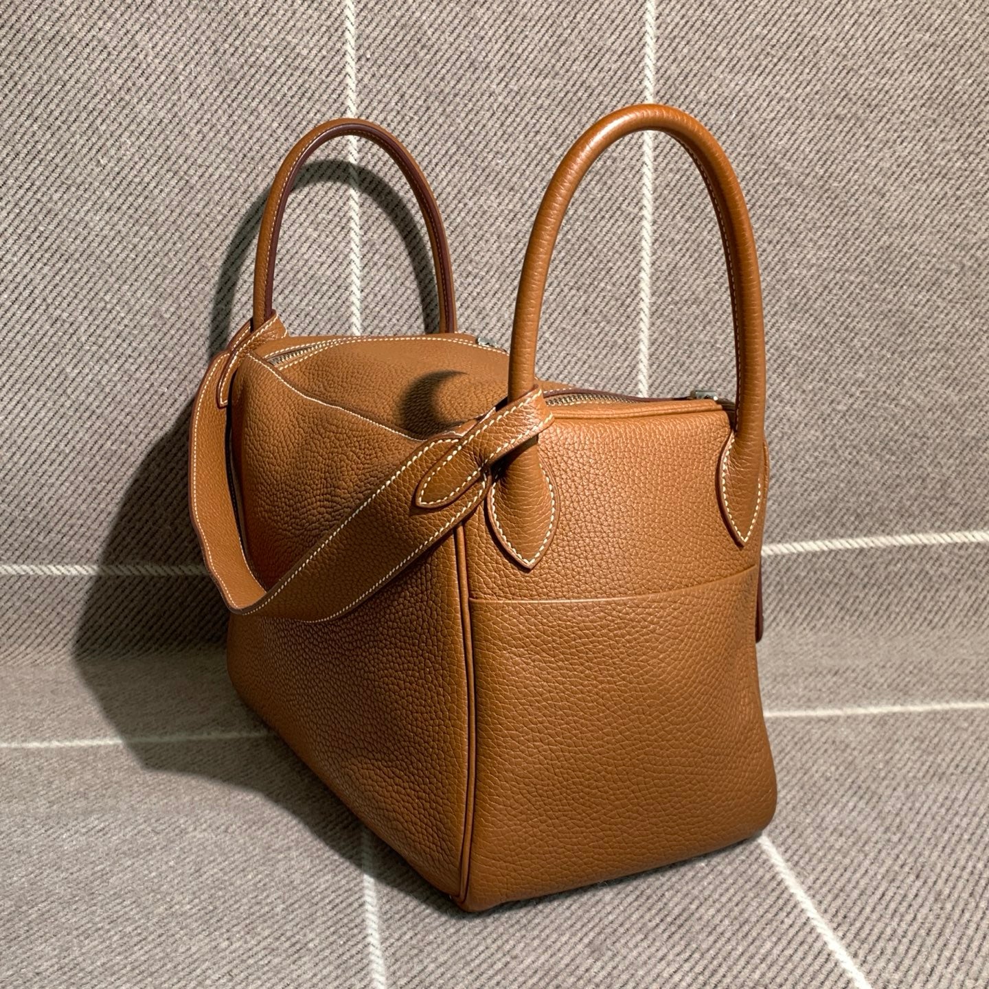 ✦ Hermès Lindy 30, gold-brown TC leather, silver hardware, T-stamp (99% new, excellent condition/super high cost performance)