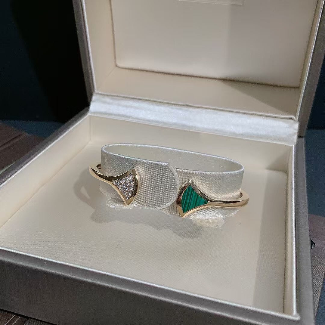 ✦ BVLGARI DIVAS' DREAM Collection 18K Rose Gold Pavé Diamond and Malachite Fan Bracelet, Size S (Complete Set, 2021)