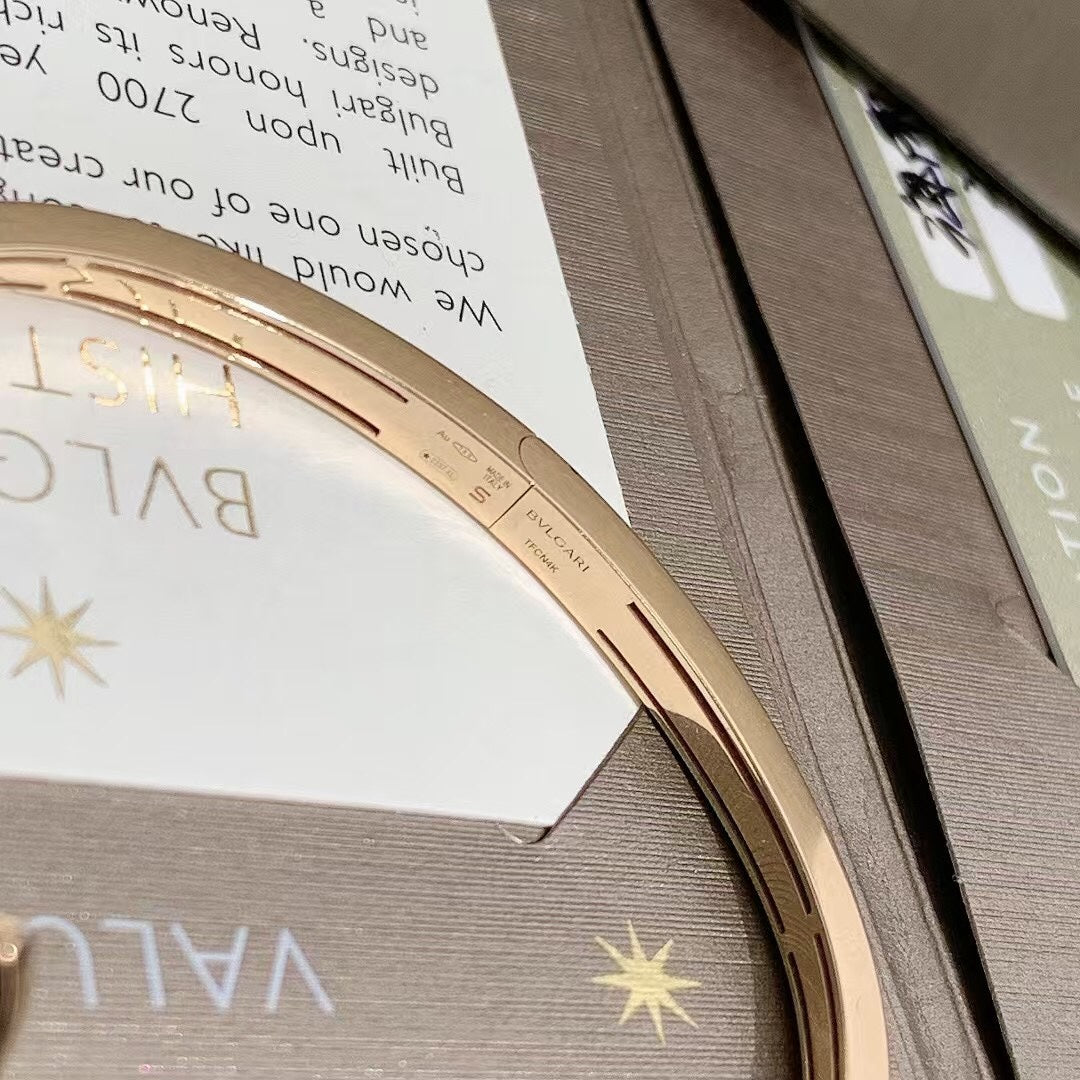 ✦ BVLGARI DIVAS' DREAM Collection 18K Rose Gold Pavé Diamond and Malachite Fan Bracelet, Size S (Complete Set, 2021)