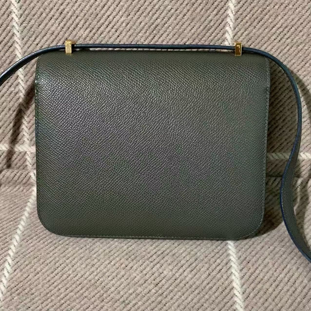 ✦ 爱马仕 Hermès Constance 19 康康包 C6灰绿色 Epsom皮 金扣 U刻 (内置镜子版/绝美高级灰)
