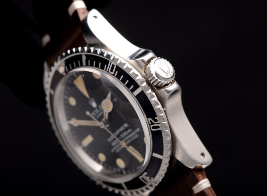 Rolex 劳力士 潜航者1680 款式:自动机械 40MM 材质:不锈钢 功能:日期显示 附件:单表 现货好价 单表好价