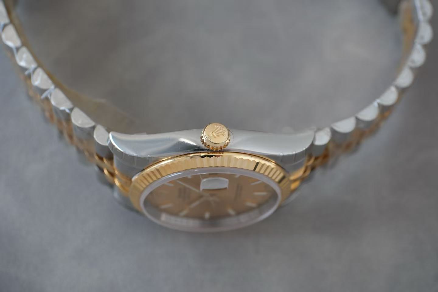 ✦ 劳力士 Rolex 日志型 36毫米 黄金钢 116233 (2013年库存全膜/带发票)