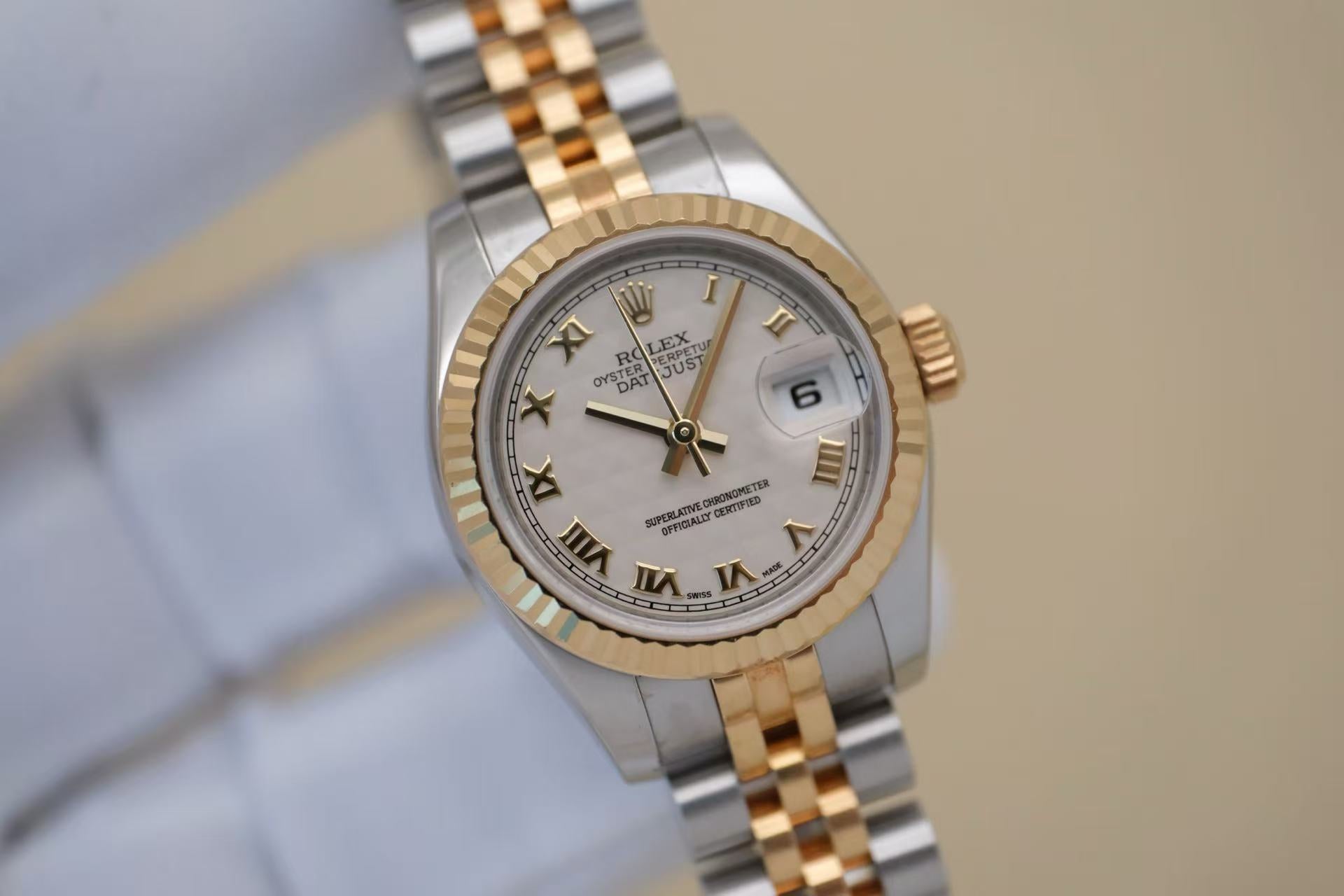 ✦ 劳力士 Rolex 女装日志型 26毫米 金钢(18K黄金/精钢) 179173