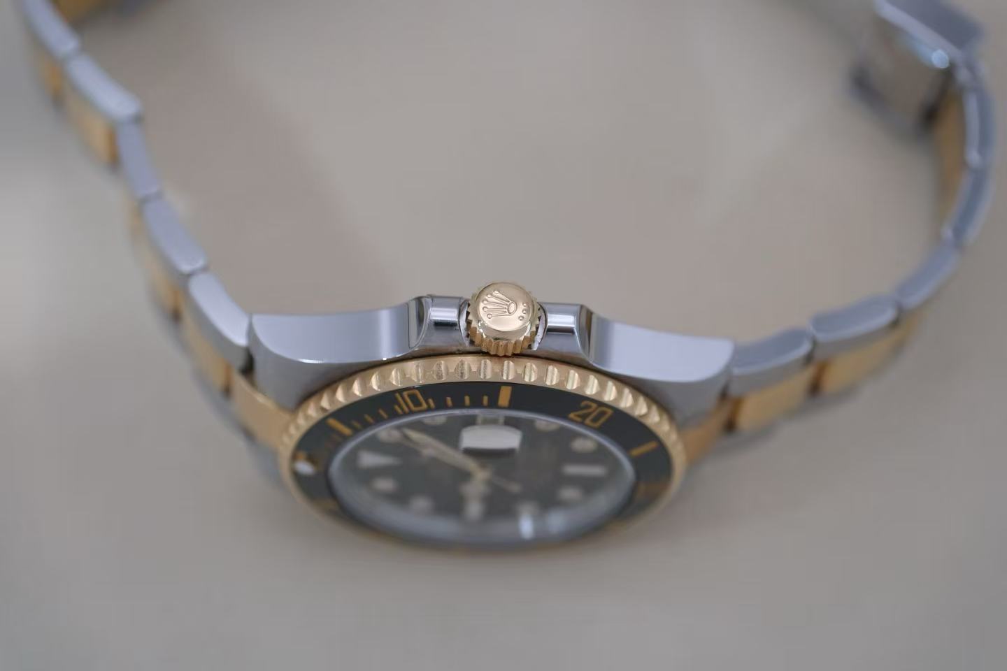 ✦ 劳力士 Rolex 潜航者型 40毫米 间金黑水鬼 8钻刻度 116613-LN