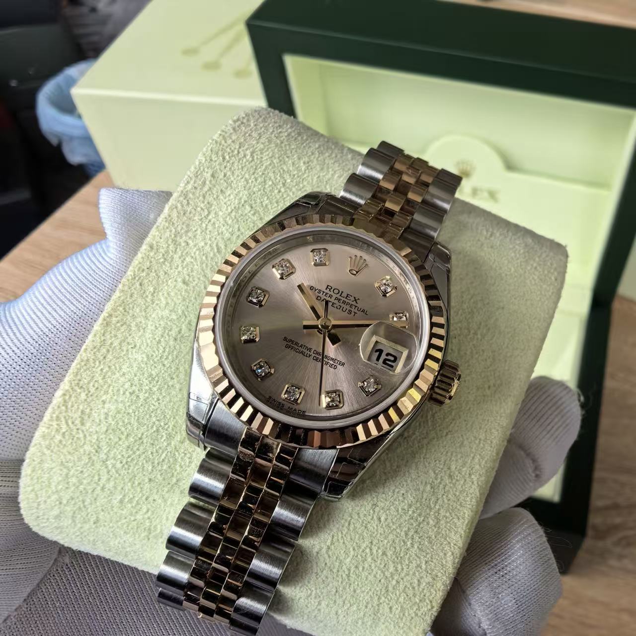 ✦ Rolex Lady Datejust 26mm Rose Gold Steel m179171 (2010 Fully Foiled Stock/Complete Set with Invoice)