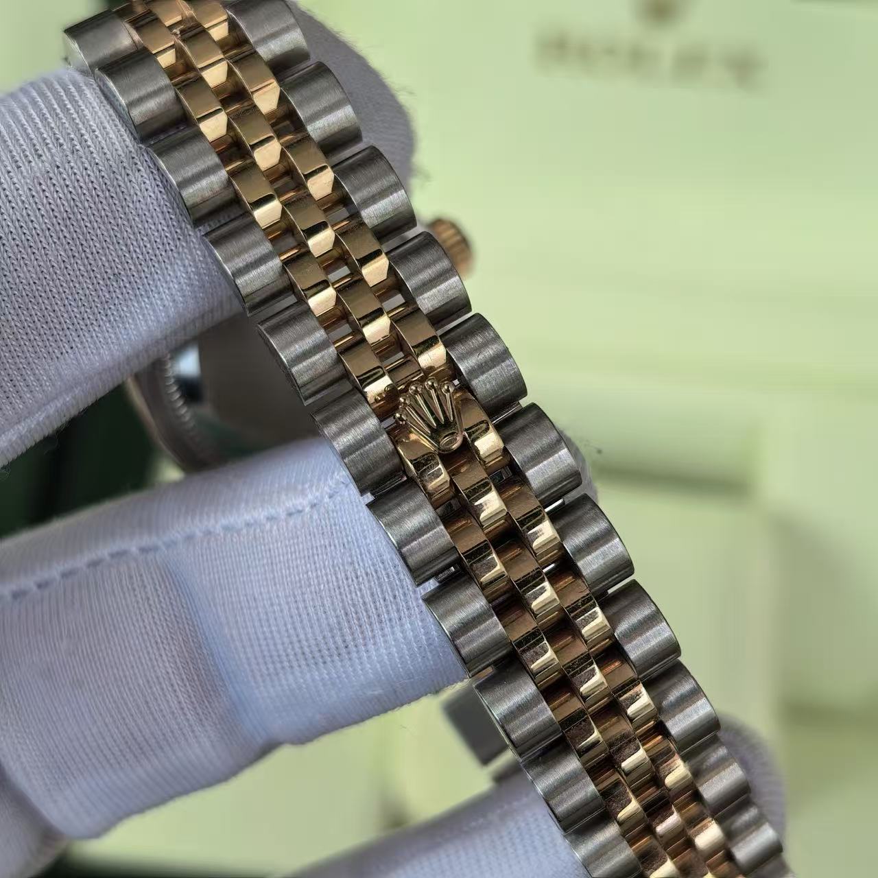 ✦ Rolex Lady Datejust 26mm Rose Gold Steel m179171 (2010 Fully Foiled Stock/Complete Set with Invoice)