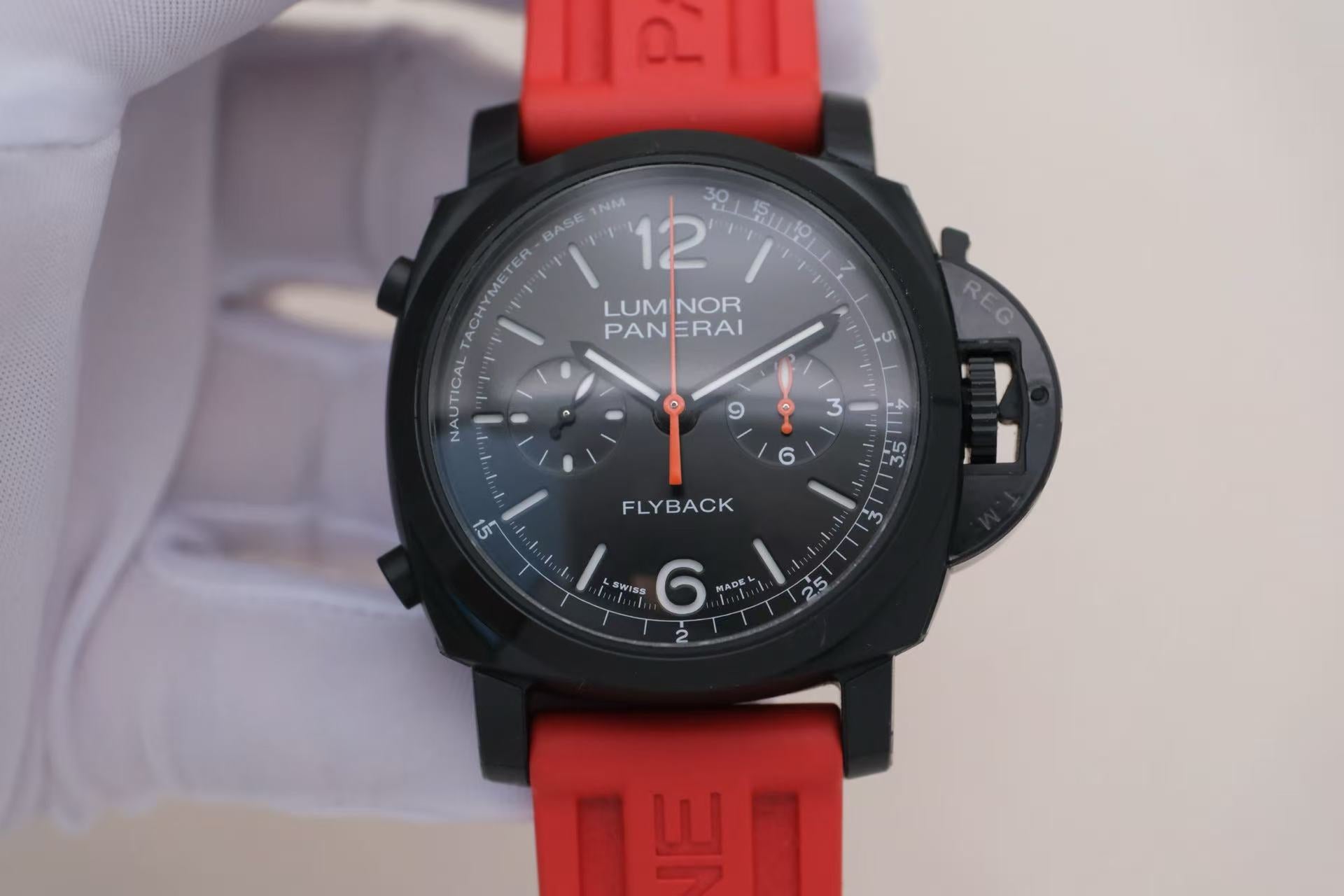 ✦ 沛纳海 Panerai 庐米诺 Luminor 44毫米 黑色陶瓷 PAM01298 (官方已延保8年)