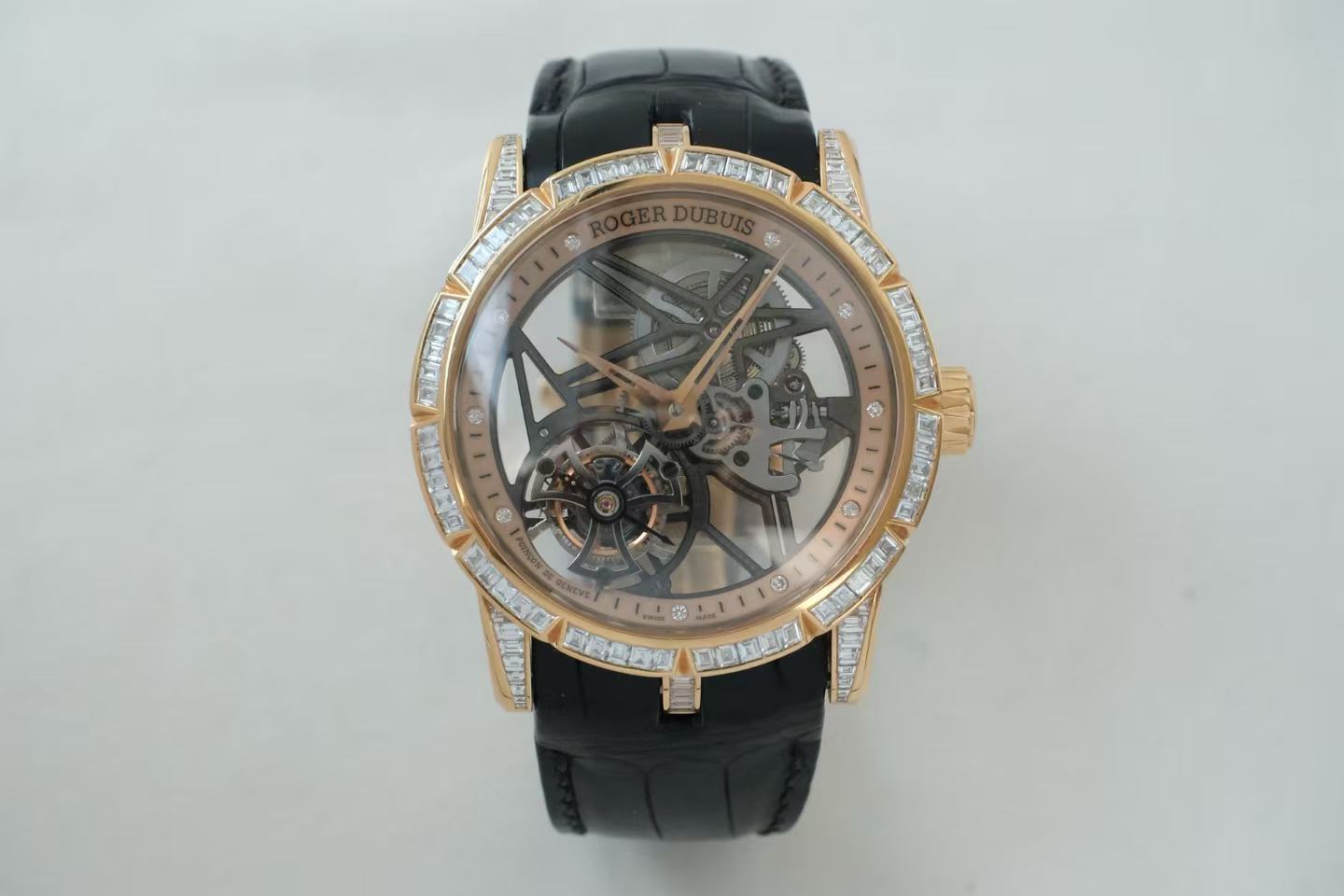 ✦ Roger Dubuis Regal Series 42mm 18K Rose Gold Diamond-set Tourbillon RDDBEX0418