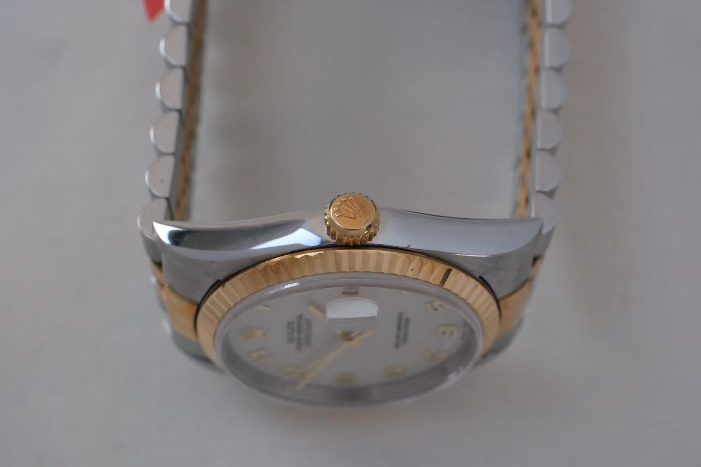 ✦ Rolex Datejust 36mm 18K Two-Tone Gold Anniversary Dial 16233 (T-series/Unused Stock)