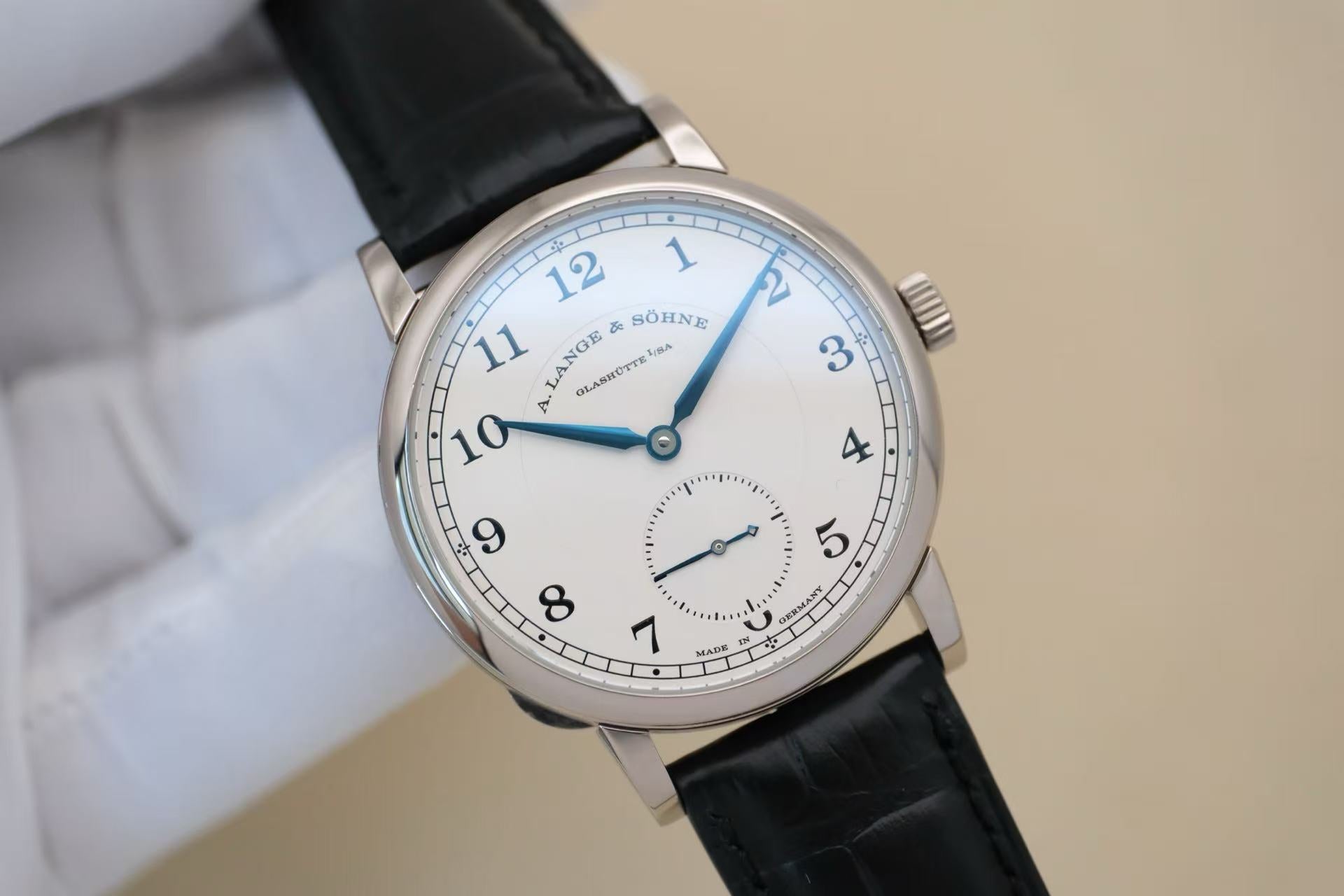 ✦ A. Lange & Söhne 1815 Series 38mm 18K White Gold Officer's Case Back (REC Collaboration Limited Edition of 25 Pieces Worldwide/Complete Set of 2019)