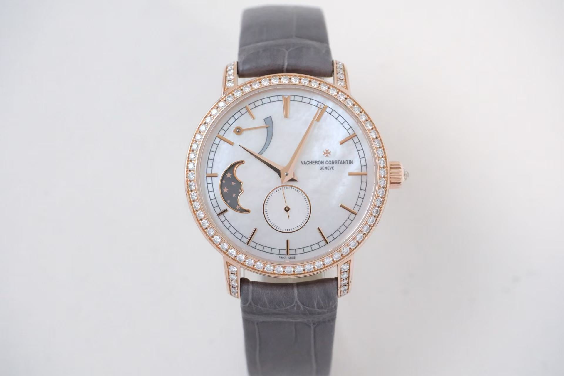 ✦ Vacheron Constantin Patrimony Collection 36mm 18K Rose Gold Diamond-set Mother-of-Pearl Dial 83570 (Complete Set, 2016)