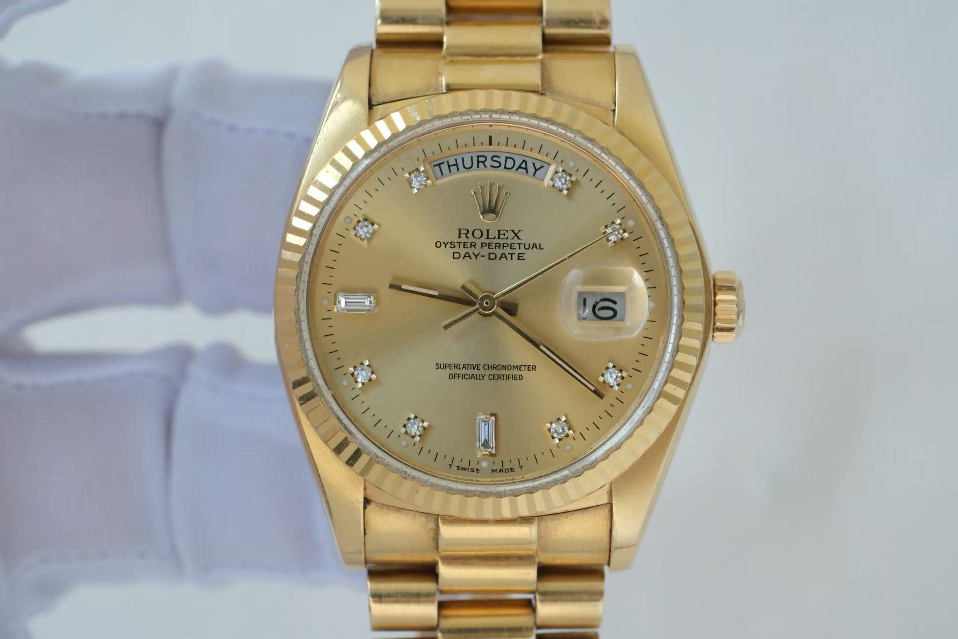 ✦ 劳力士 Rolex 星期日历型 36毫米 18K黄金 香槟盘钻刻 18038 (极佳状态/22节)