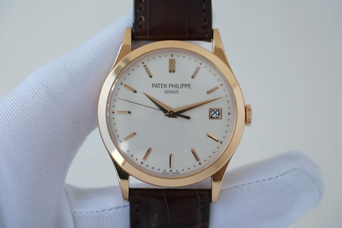 ✦ Patek Philippe Classic Collection 38mm 18K Rose Gold 5296R-010 (56 series/Excellent Condition)