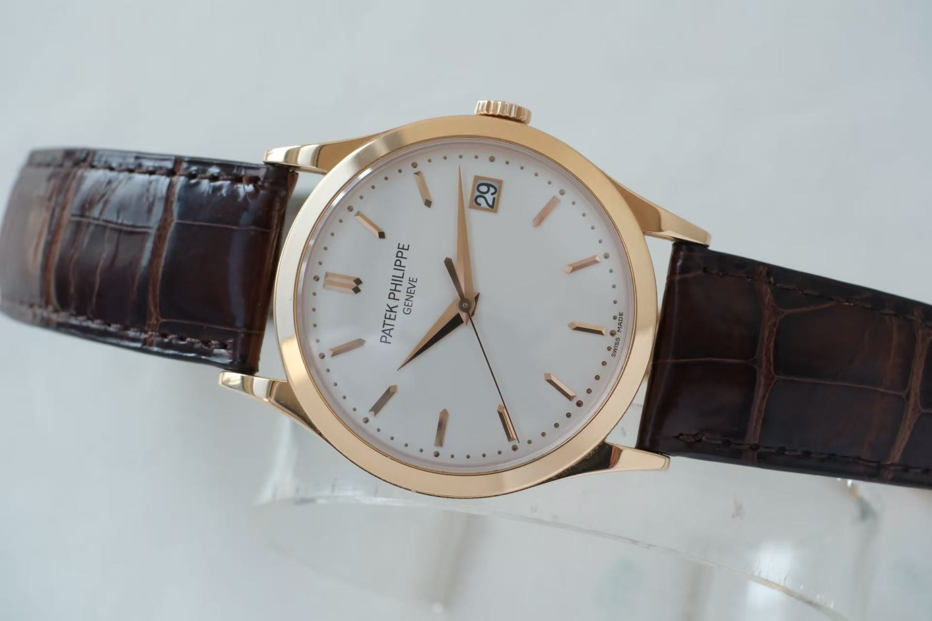 ✦ Patek Philippe Classic Collection 38mm 18K Rose Gold 5296R-010 (56 series/Excellent Condition)