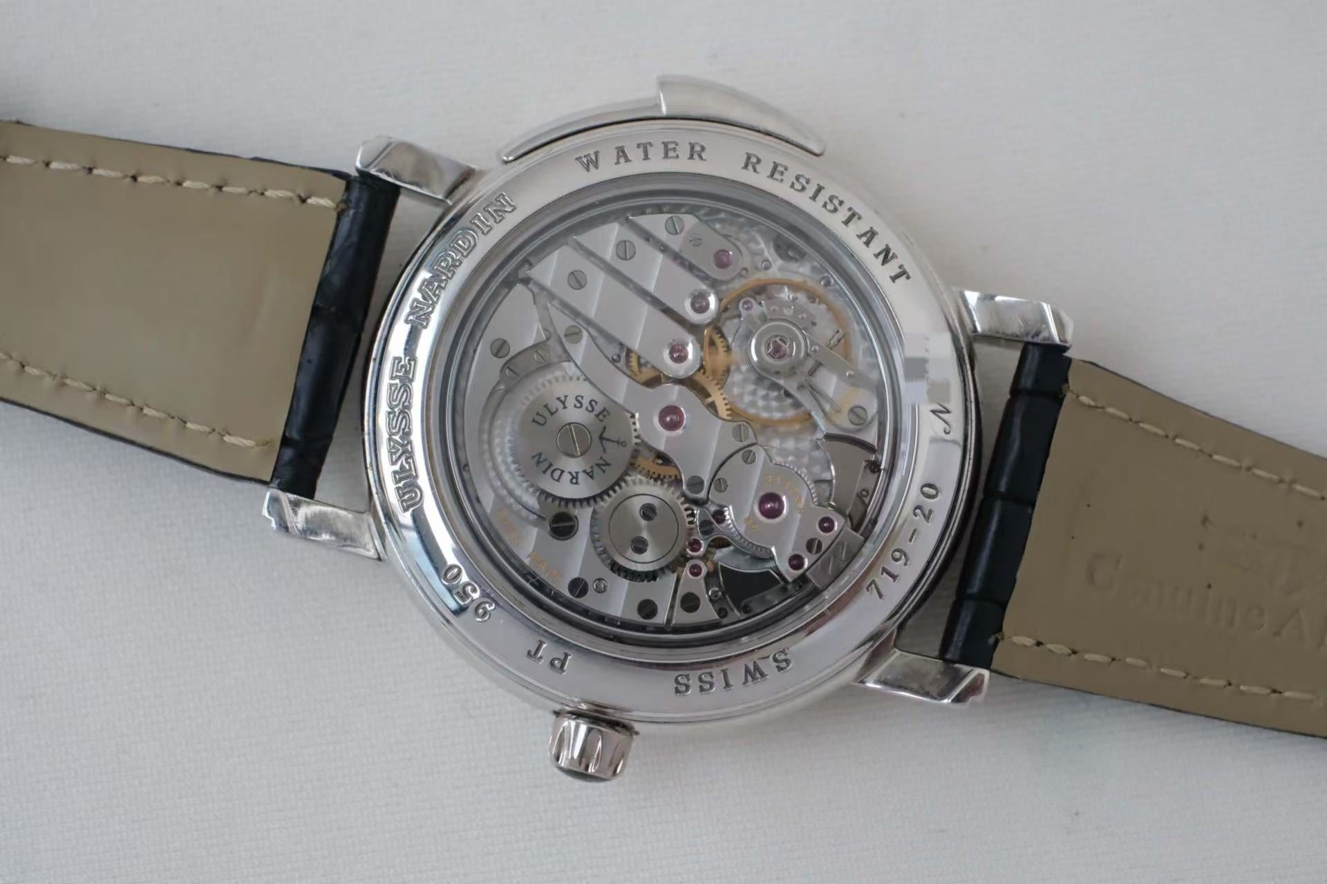 ✦ Ulysse Nardin Gilded Series 38.5mm PT950 Platinum Blacksmith Figure Minute Repeater 719-20 (Limited Edition of 50 Pieces Worldwide / Excellent Condition Available Now)