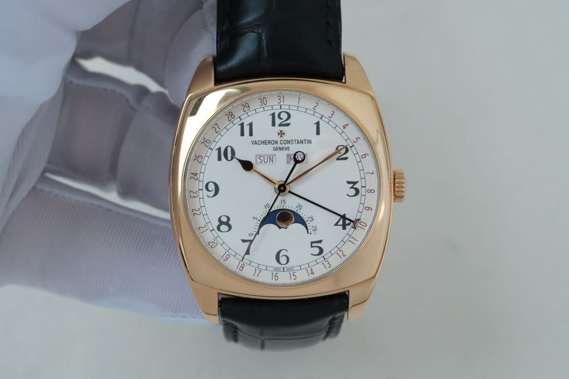✦ Vacheron Constantin Harmony Collection 18K Rose Gold Moon Phase Full Calendar 4000S/000R-B123 (Cushion-Shaped Art/In Stock)