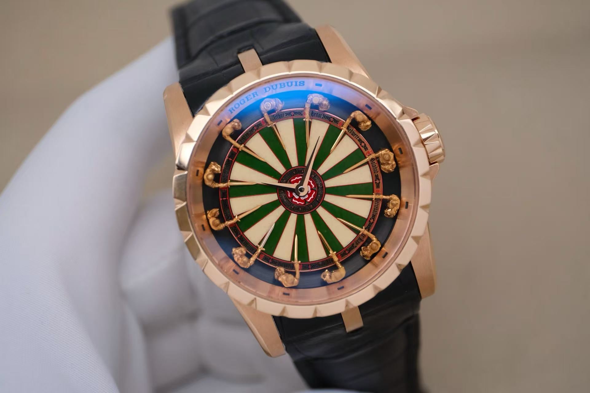 ✦ Roger Dubuis Knights of the Round Table, Generation 1, RDDBEX0398, 45mm, 18K Rose Gold Limited Edition