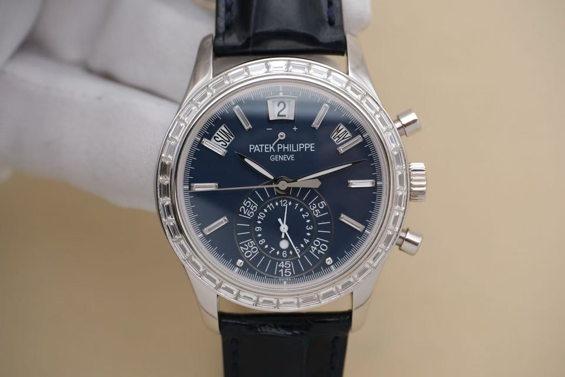 ✦ Patek Philippe Complications Timepiece 5961P 40.5mm PT950 Platinum with Diamonds and Blue Dial Automatic Mechanical
