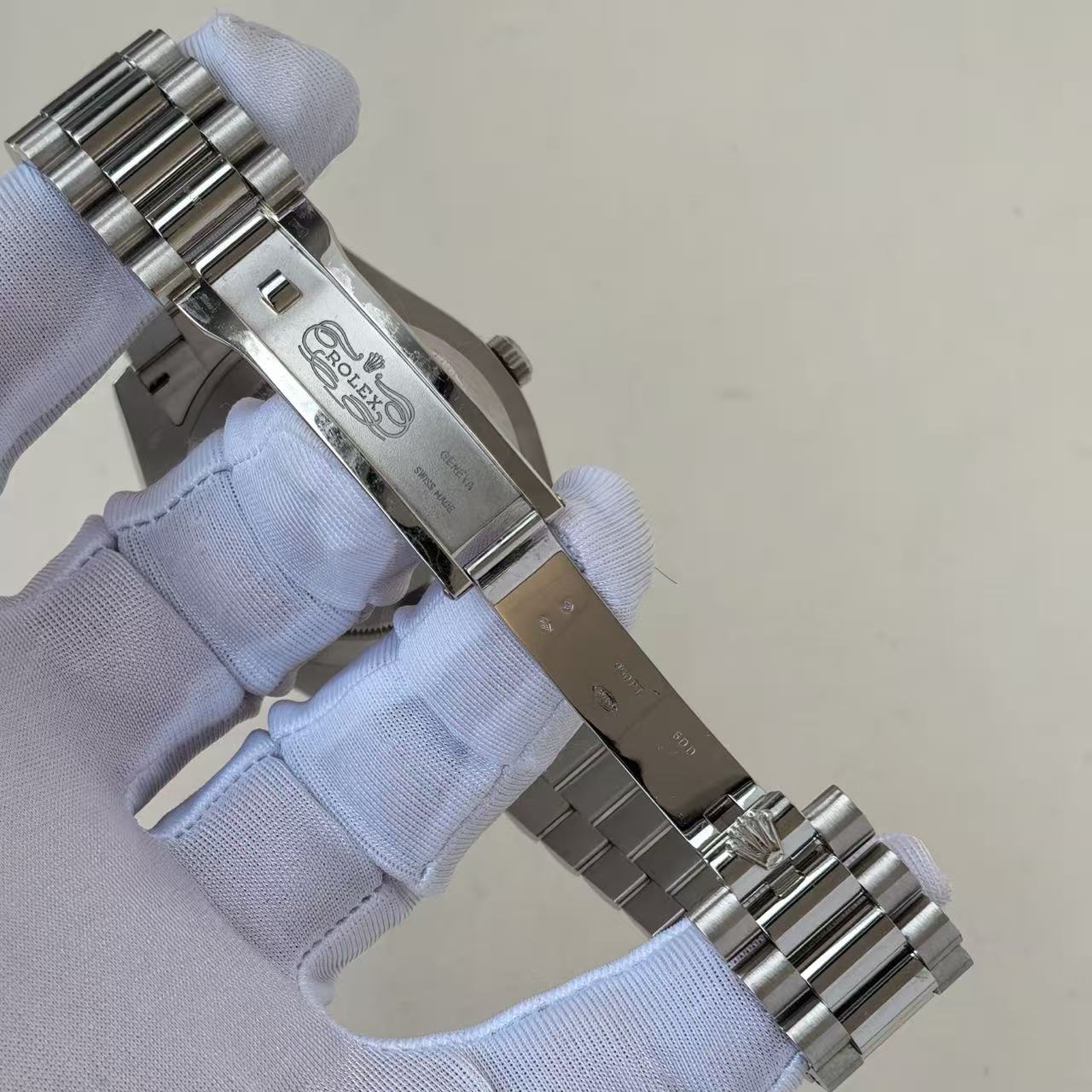 ✦ Rolex Day-Date 218206 41mm 950 Platinum Ice Blue Dial Automatic Mechanical