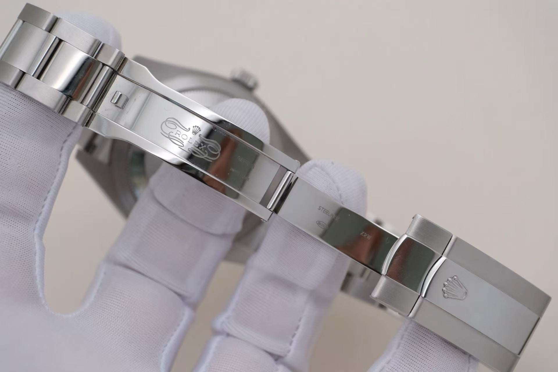✦ 劳力士 Rolex 纵航者型 326934 42毫米 白金钢 白盘 自动机械