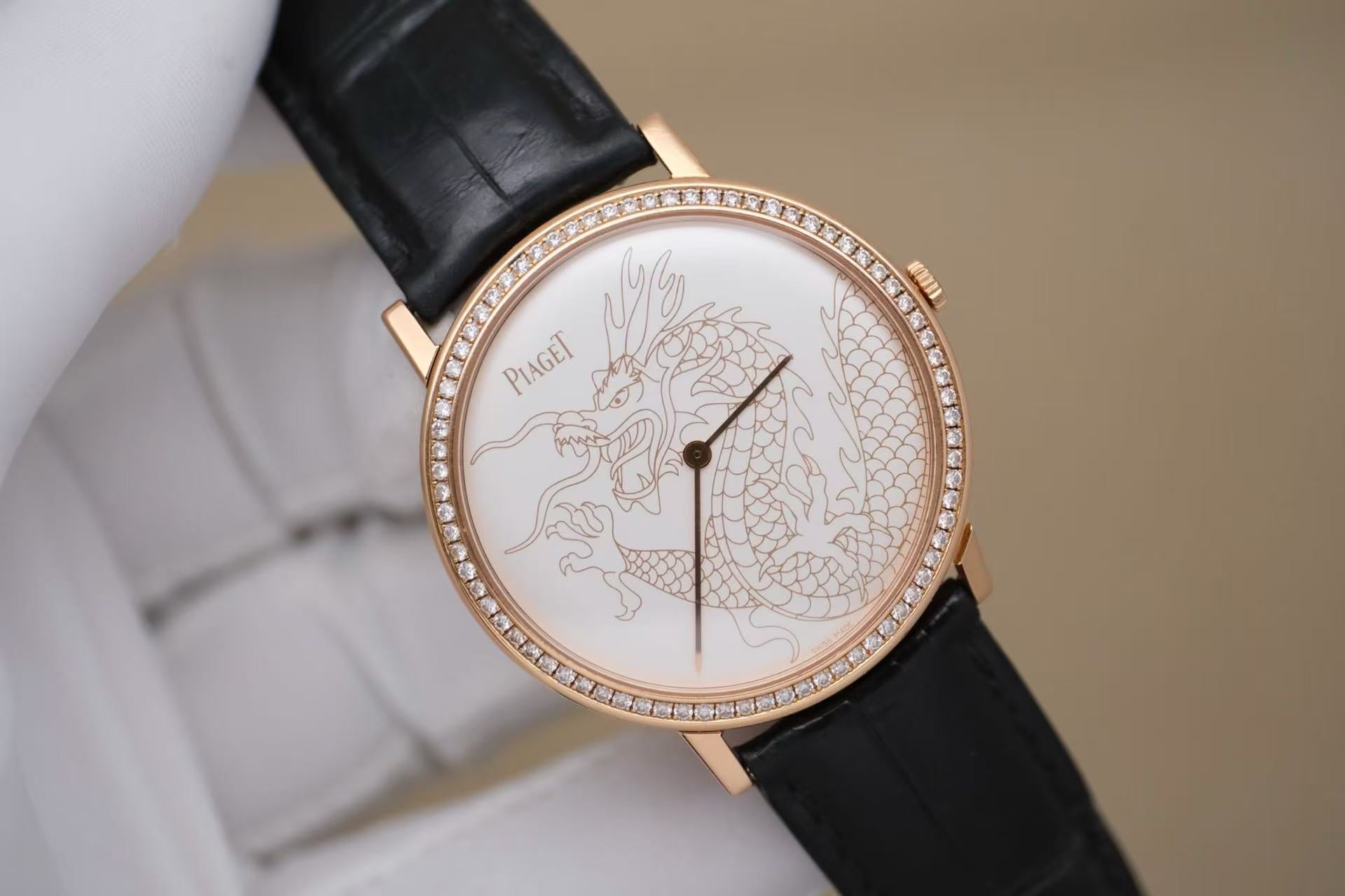 ✦ 伯爵 Piaget 龙与凤 G0A36549 38毫米 18K玫瑰金 镶钻表圈 手动机械
