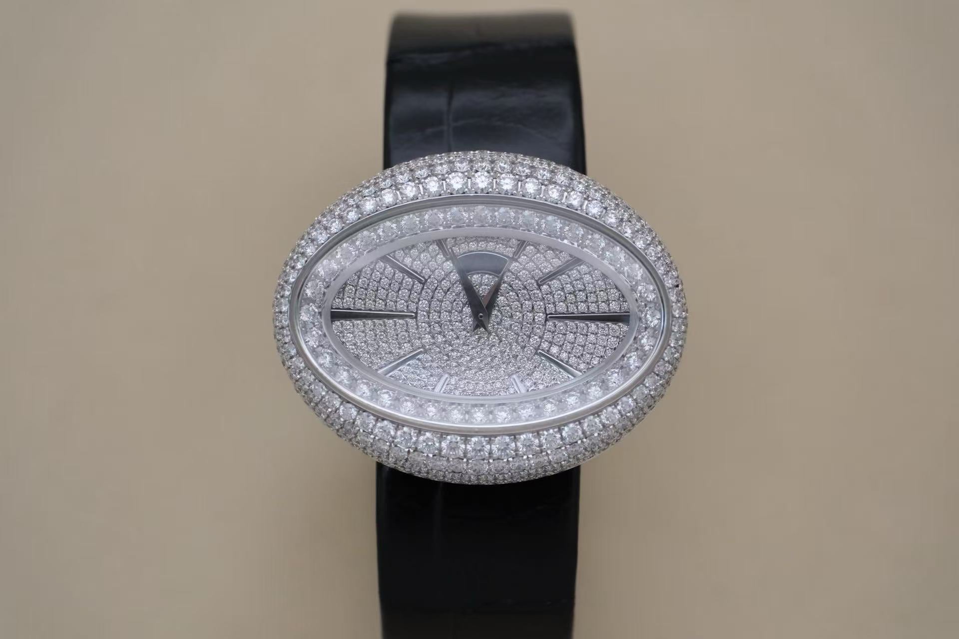 ✦ Piaget Limelight Gala G0A37199 40x32mm 18K White Gold Diamond-set Ladies' Watch