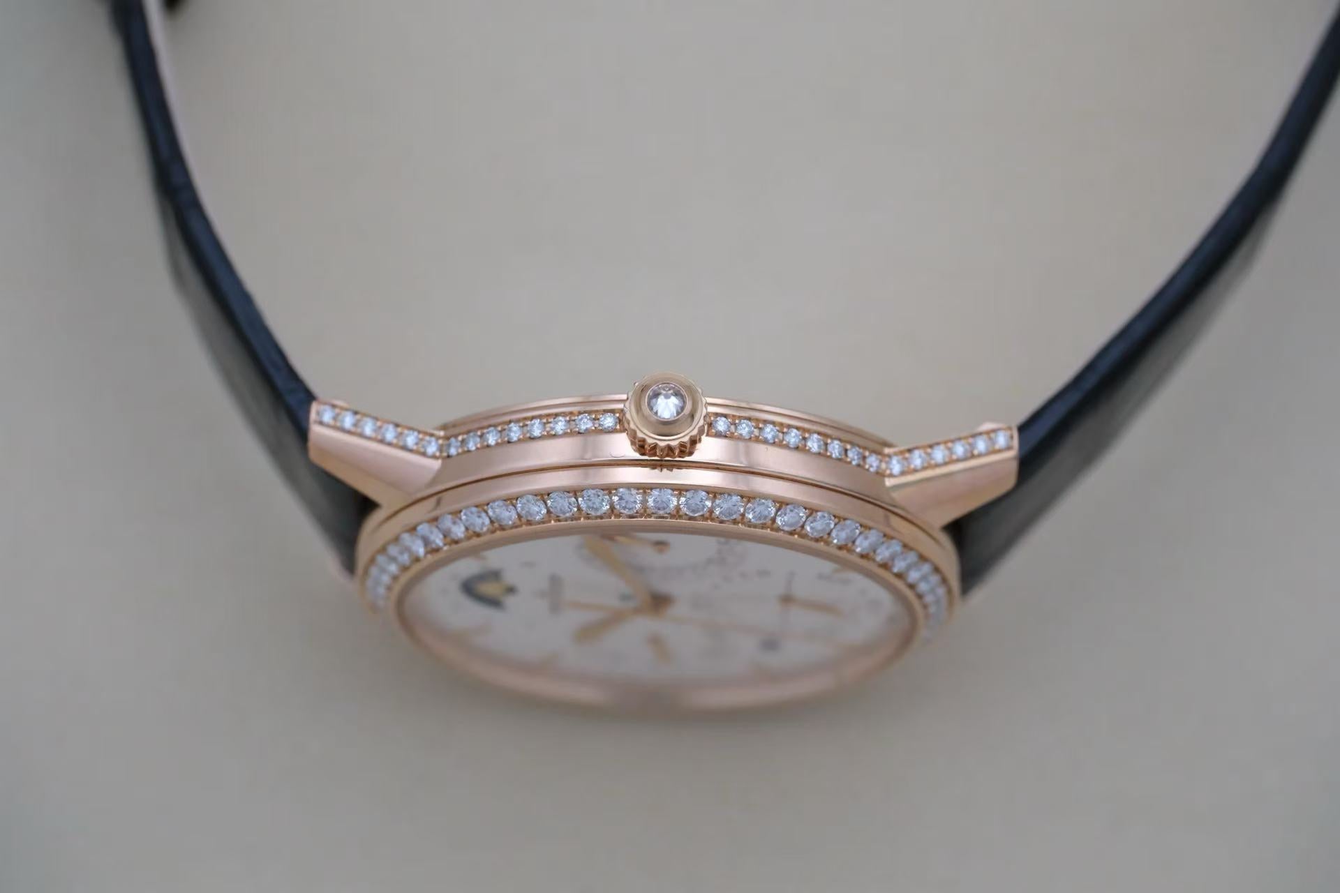 ✦ 积家 Jaeger-LeCoultre 约会系列 Q3492420 37.5毫米 18K玫瑰金 镶钻 万年历月相 自动机械