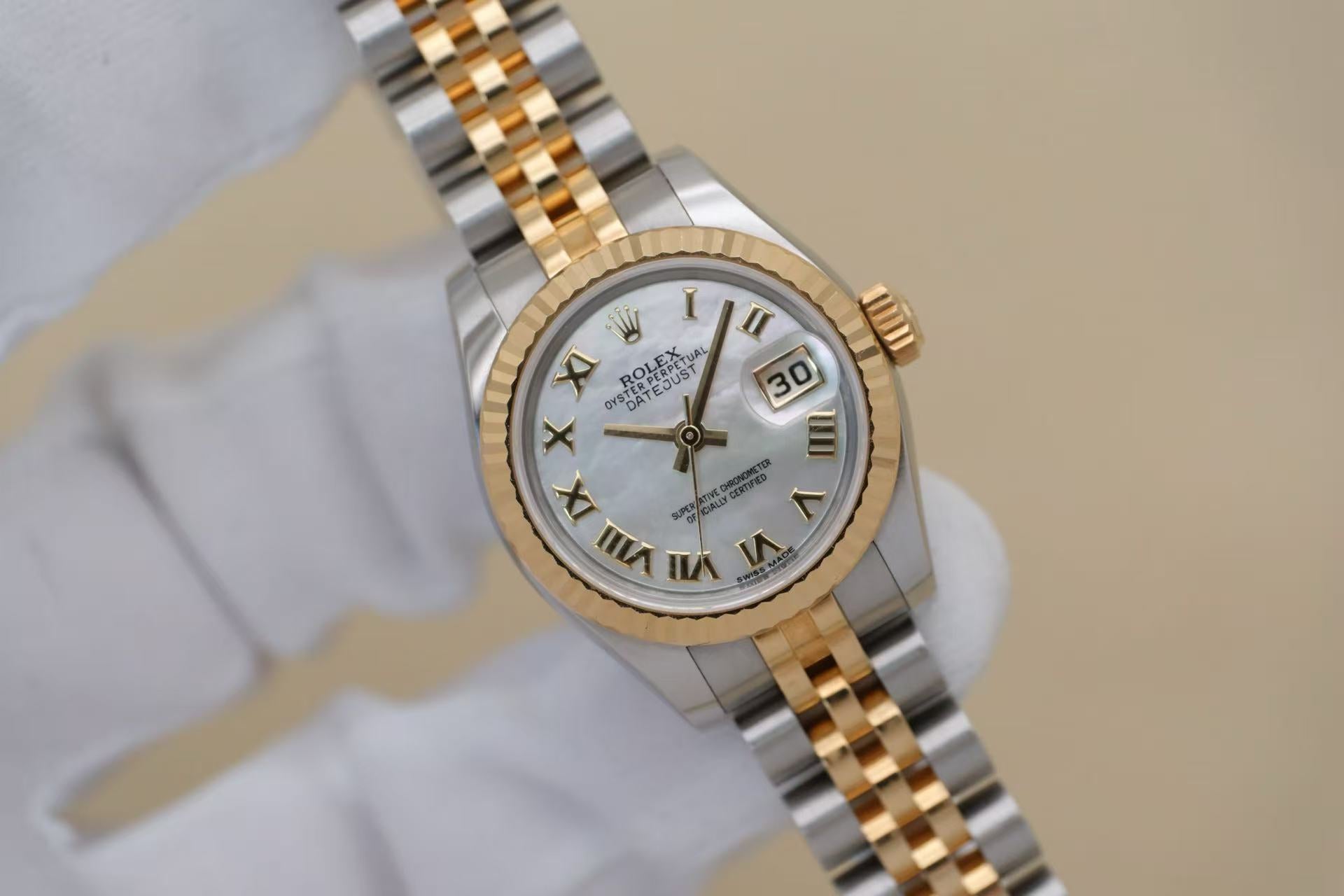 ✦ Rolex Lady-Datejust 179173 26mm Two-Tone Mother-of-Pearl Dial Roman numerals Automatic Mechanical Watch