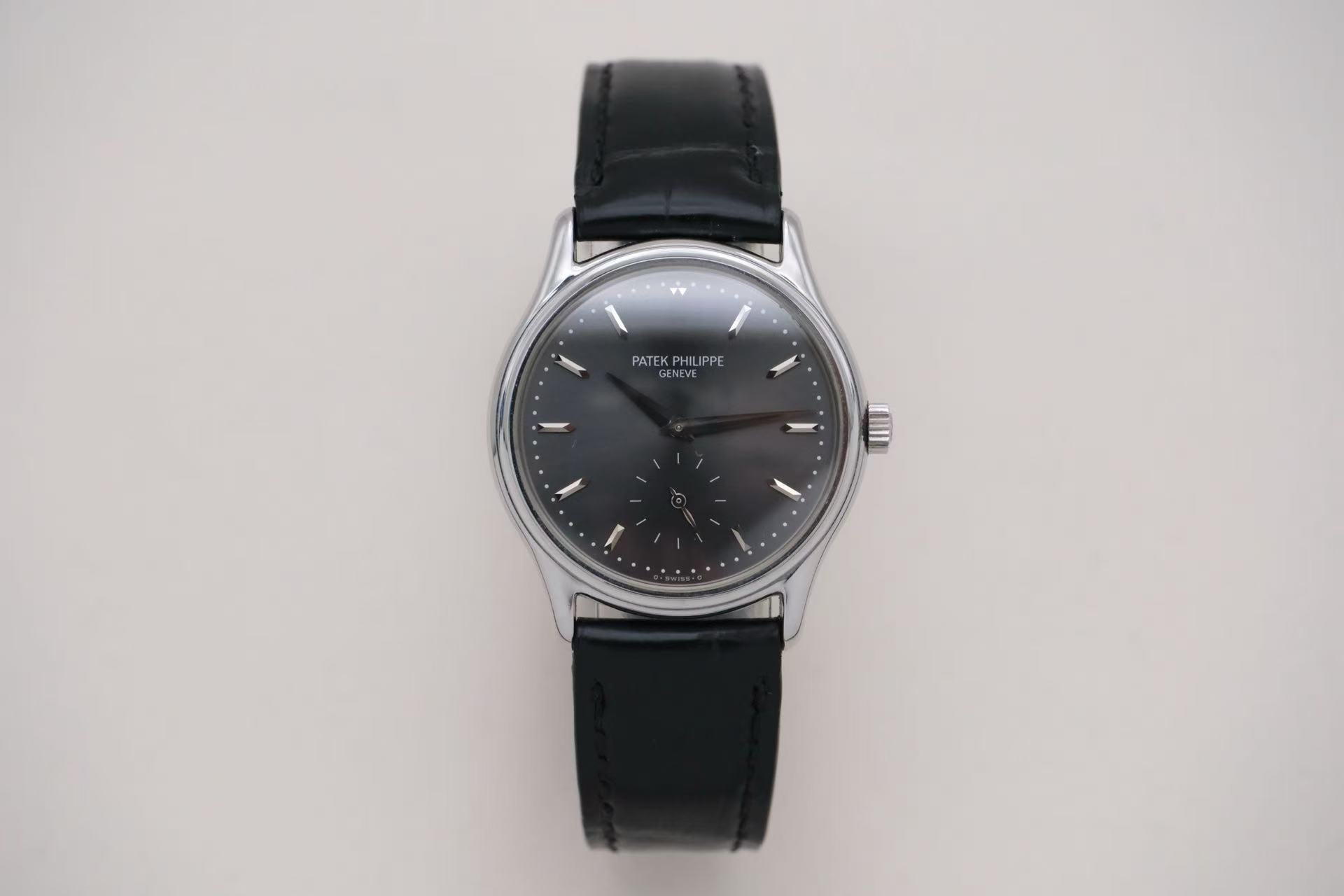✦ Patek Philippe Calatrava 3923A 31.5mm Rare Stainless Steel Small Seconds Manual Mechanical Watch