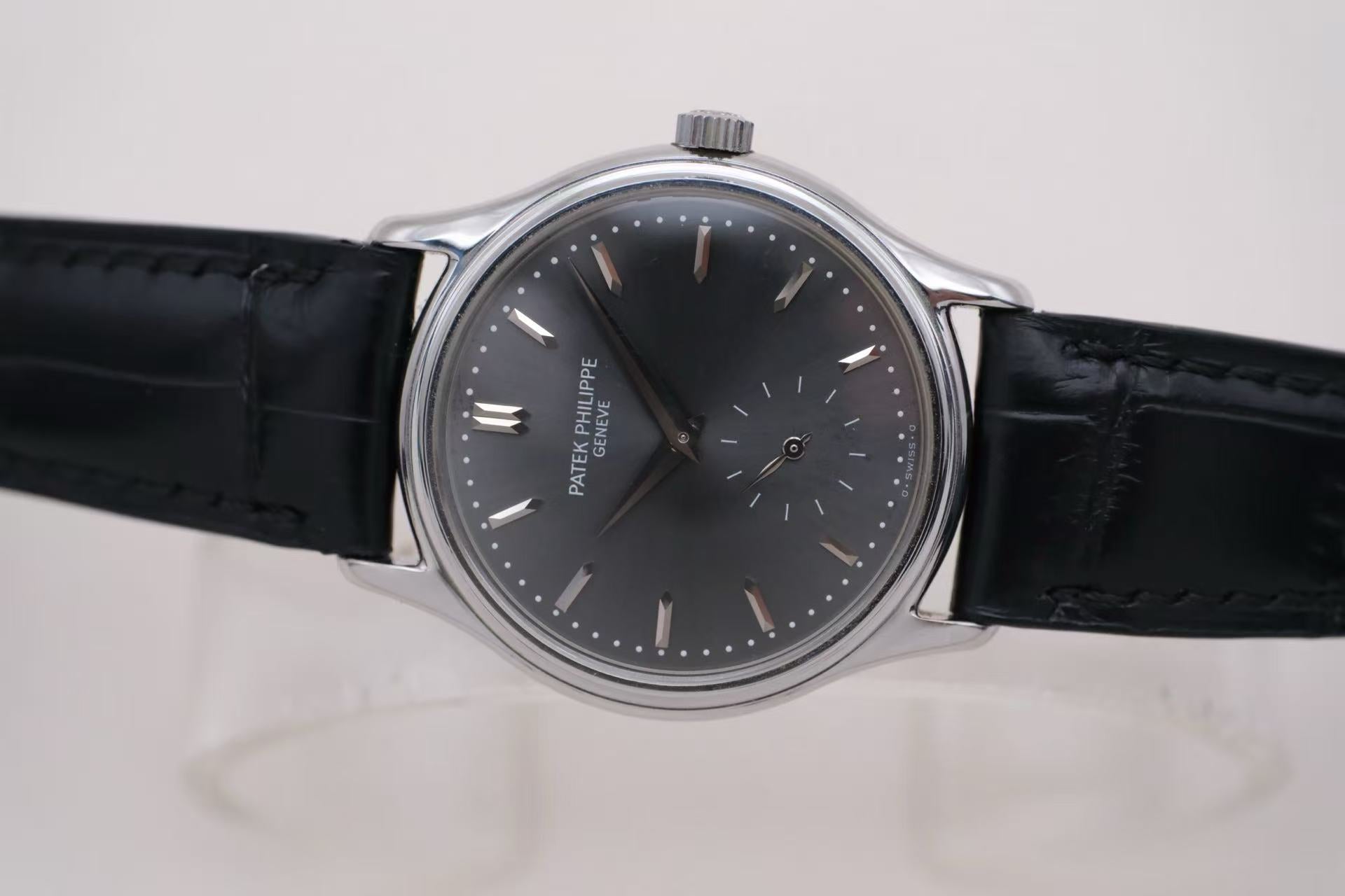 ✦ Patek Philippe Calatrava 3923A 31.5mm Rare Stainless Steel Small Seconds Manual Mechanical Watch