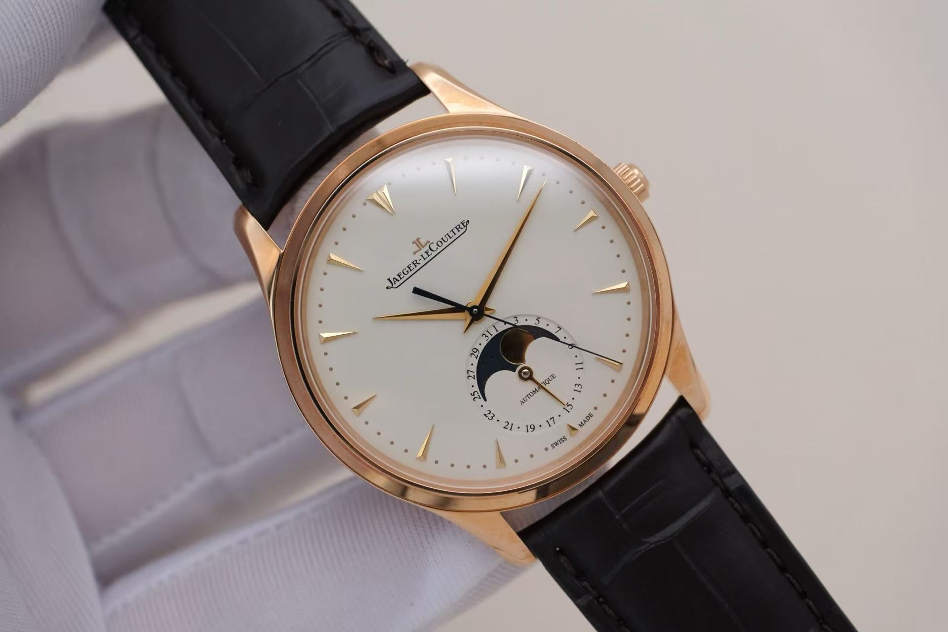 ✦ 积家 Jaeger-LeCoultre 大师系列 Q1362520 39毫米 18K玫瑰金 月相 自动机械