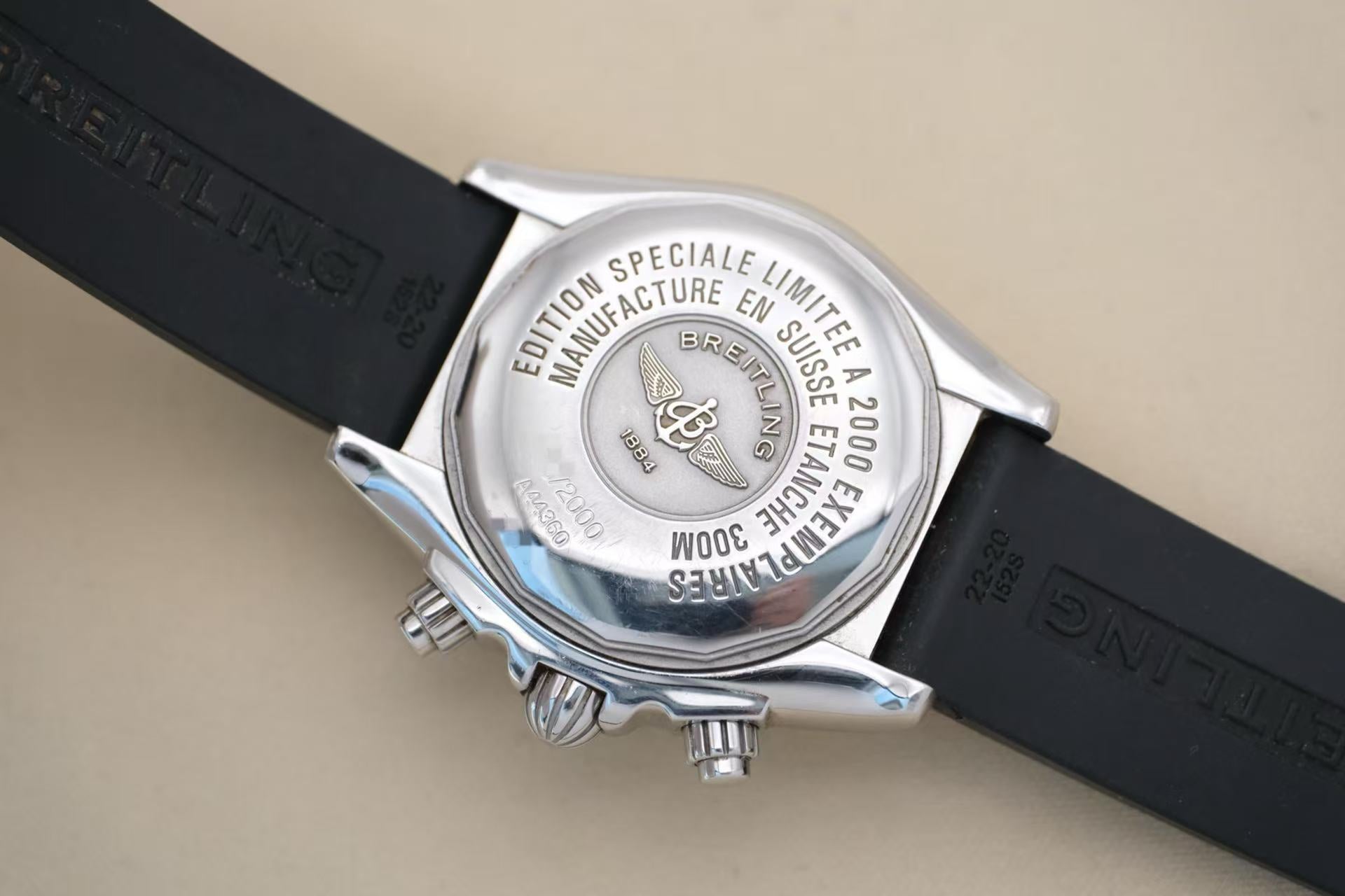 ✦ Breitling Blackbird/Challenger A44360 44mm Limited Edition of 2000 Automatic Mechanical Chronographs