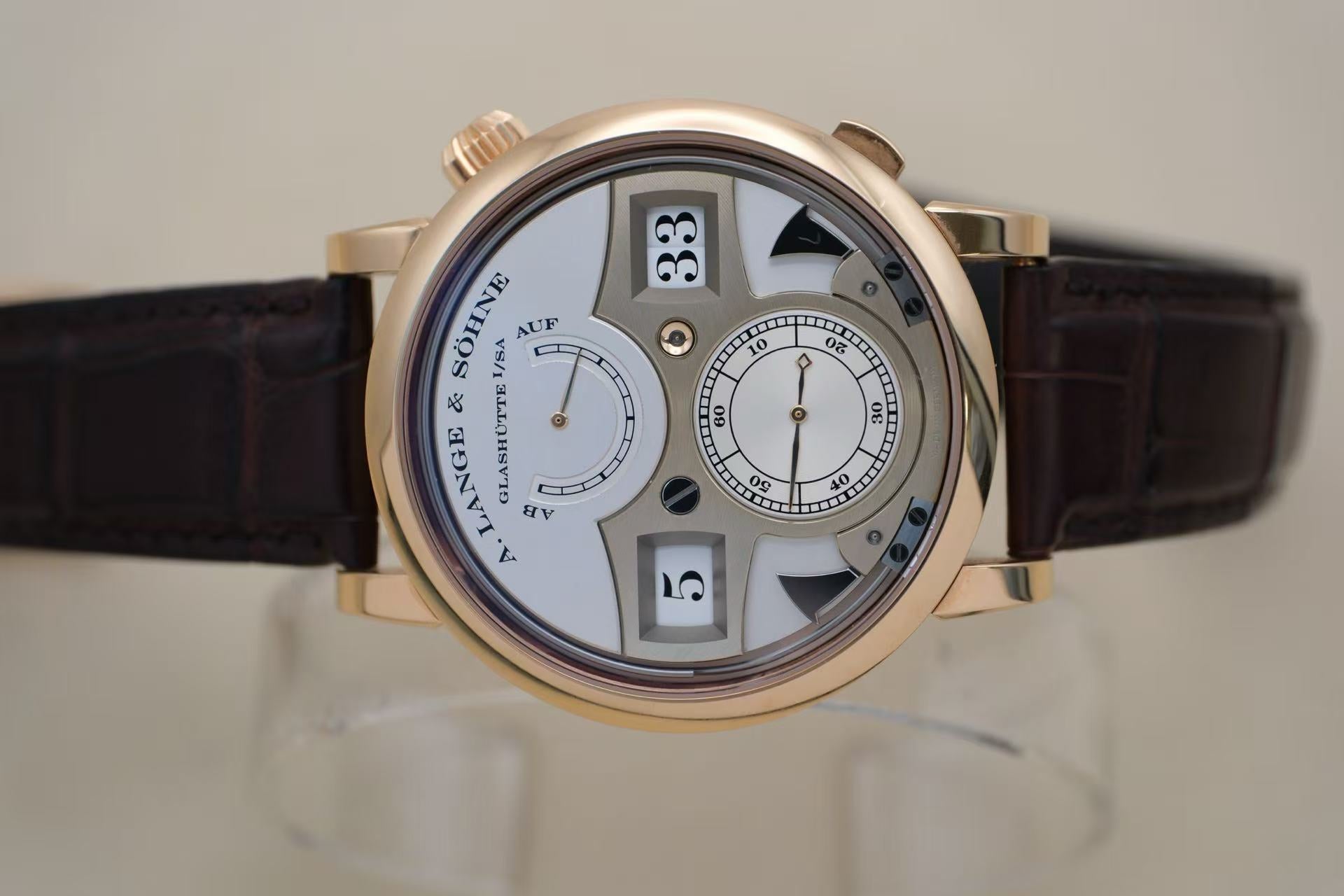 ✦ A. Lange & Söhne Owl 145.032 44.2mm 18K Rose Gold Jumping Marker, Winding Manual Mechanical