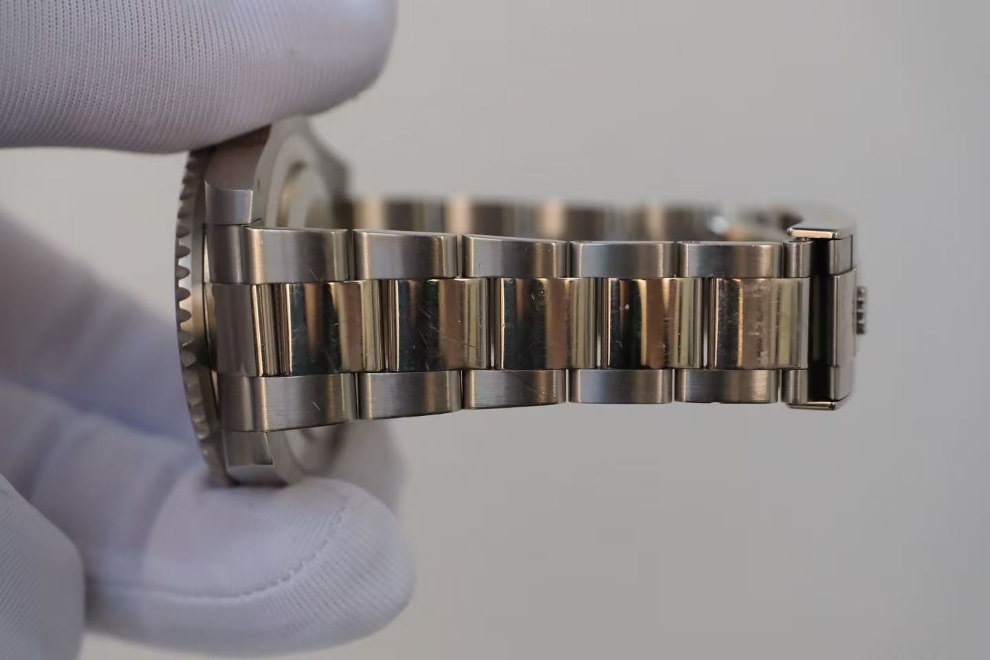 ✦ Rolex GMT-Master II 116719 40mm 18K White Gold Rare Blue Dial Pepsi Bezel