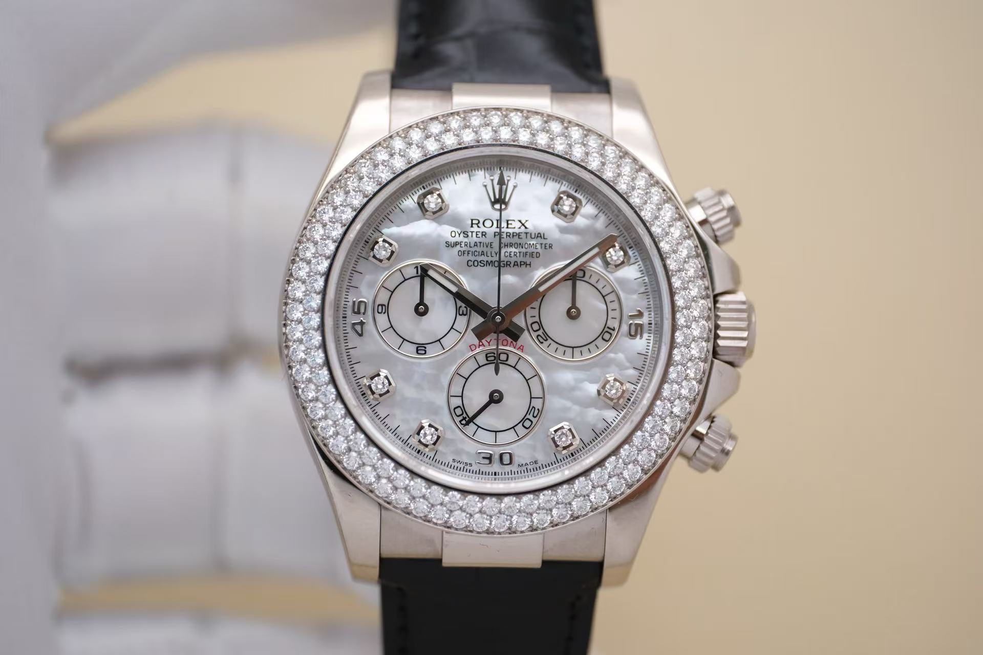 ✦ Rolex Cosmograph Daytona 116589 RBR8 40mm 18K White Gold Mother-of-Pearl Diamond Automatic Mechanical