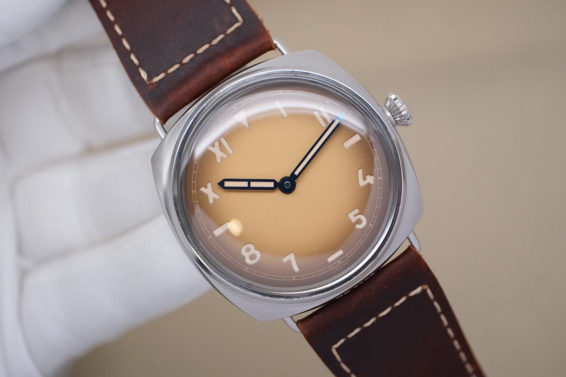 ✦ Panerai Rademir PAM00931 47mm Stainless Steel Sandblasted Egg Yolk Pie California Pastry Manual Mechanical Shot