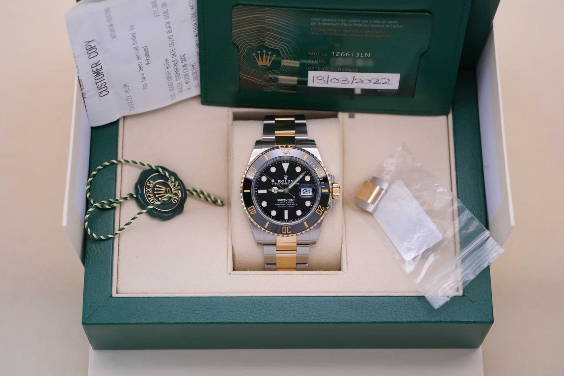 ✦ Rolex Submariner 126613LN 41mm 18K Gold and Steel III Automatic Mechanical Submariner