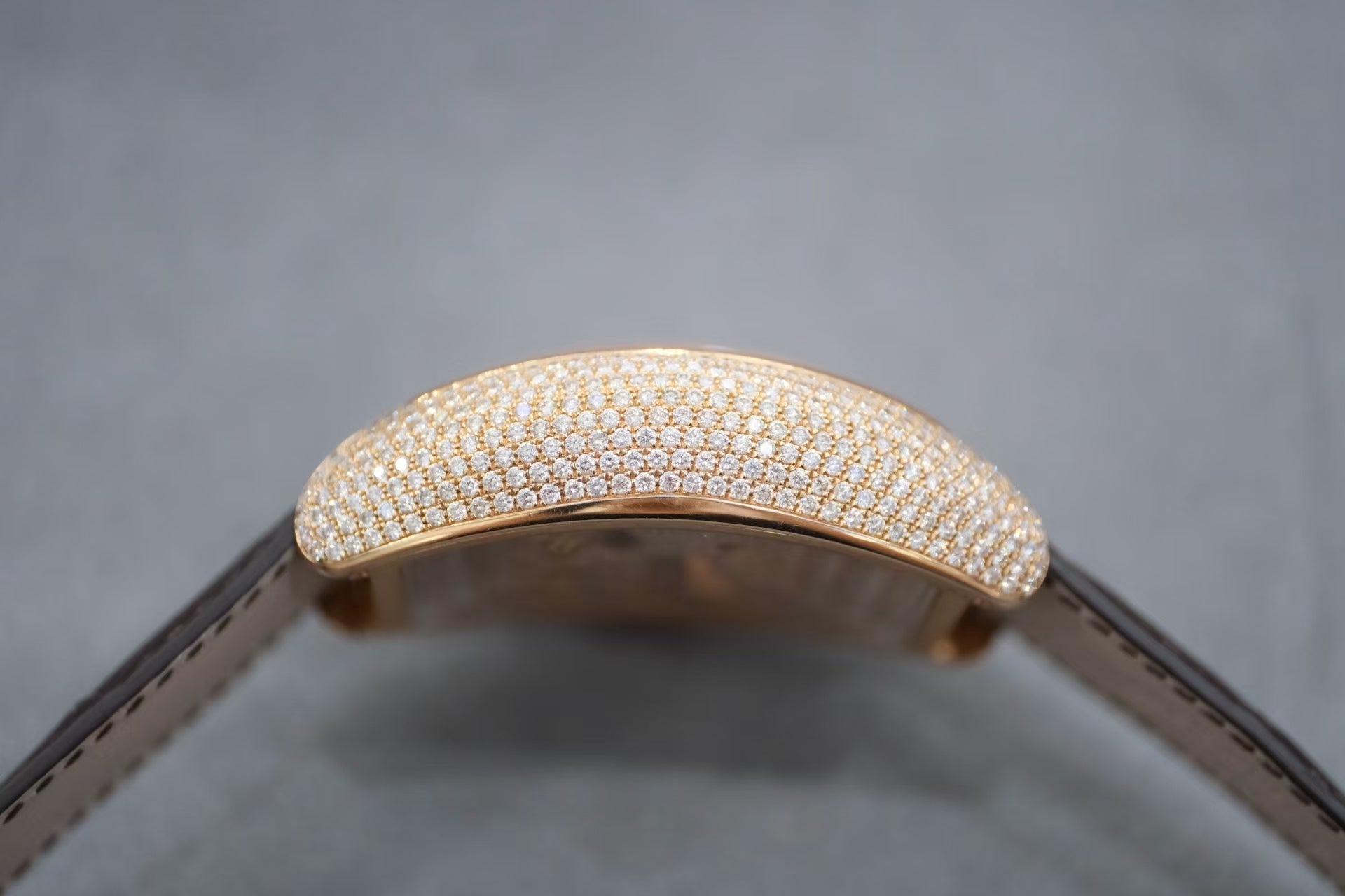 ✦ Franck Muller 8889 18K Rose Gold Full Diamond Tourbillon Manual Mechanical