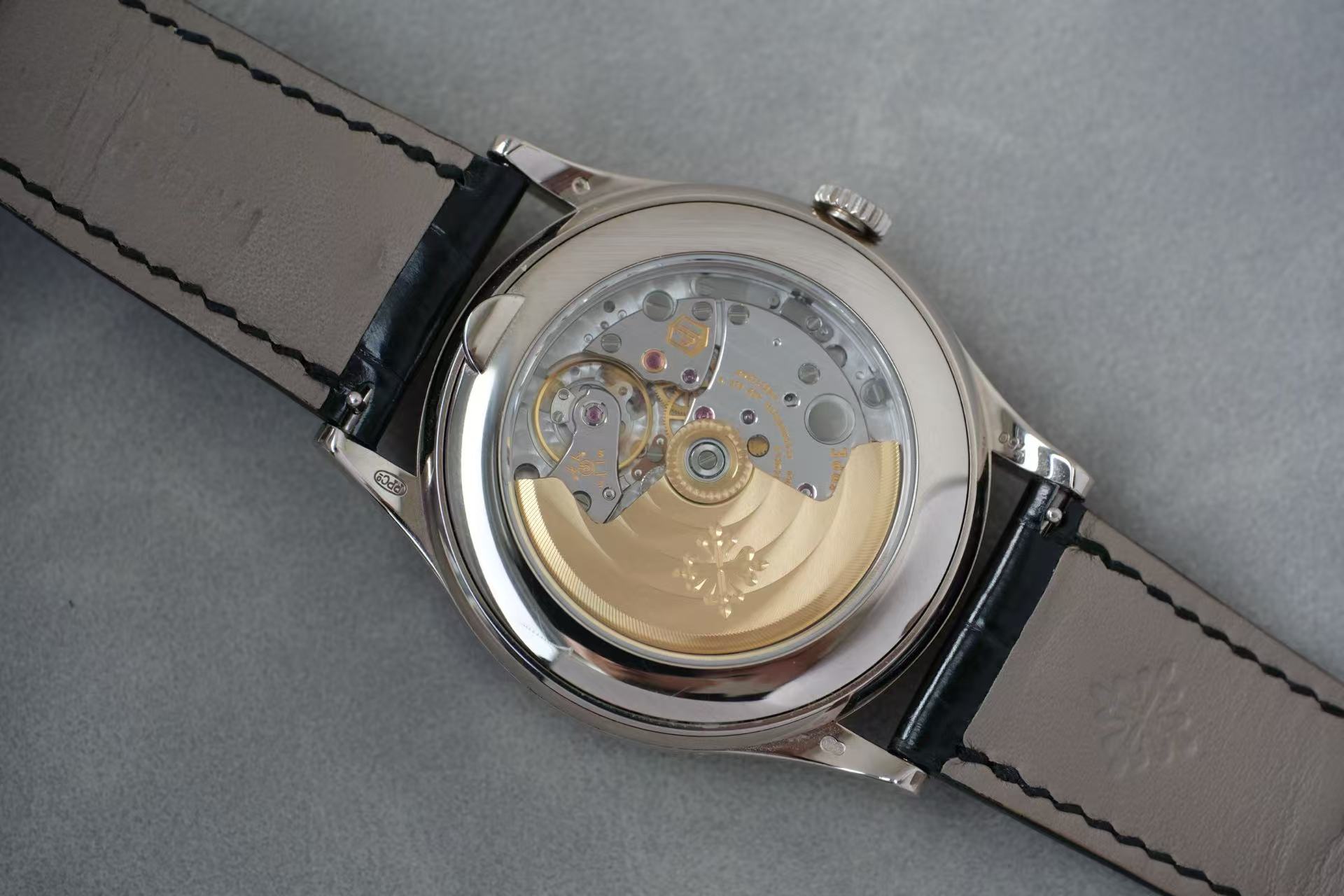 百达翡丽 Patek Philippe 复杂功能时计系列 5396G-011 18K白金 年历月相 自动机械 原始极品单表