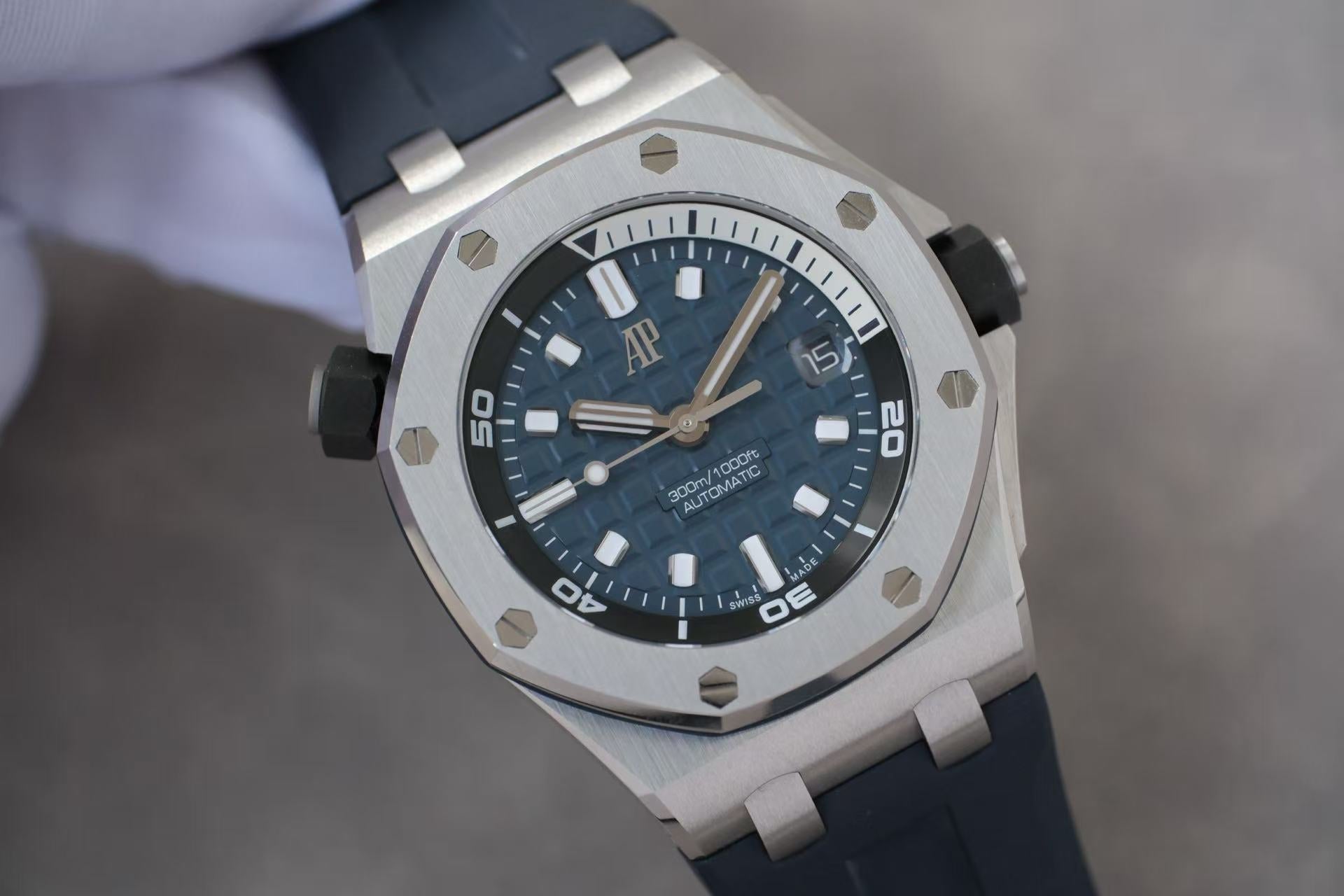 爱彼 Audemars Piguet 皇家橡树离岸型 15720ST.OO.A027CA.01 42毫米 精钢 2021年国行全套