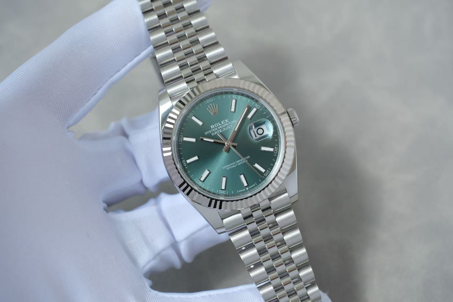 ✦ 劳力士 Rolex 日志型 126334 41毫米 薄荷绿盘 18K白金狗牙圈 2024年11月全套未使用